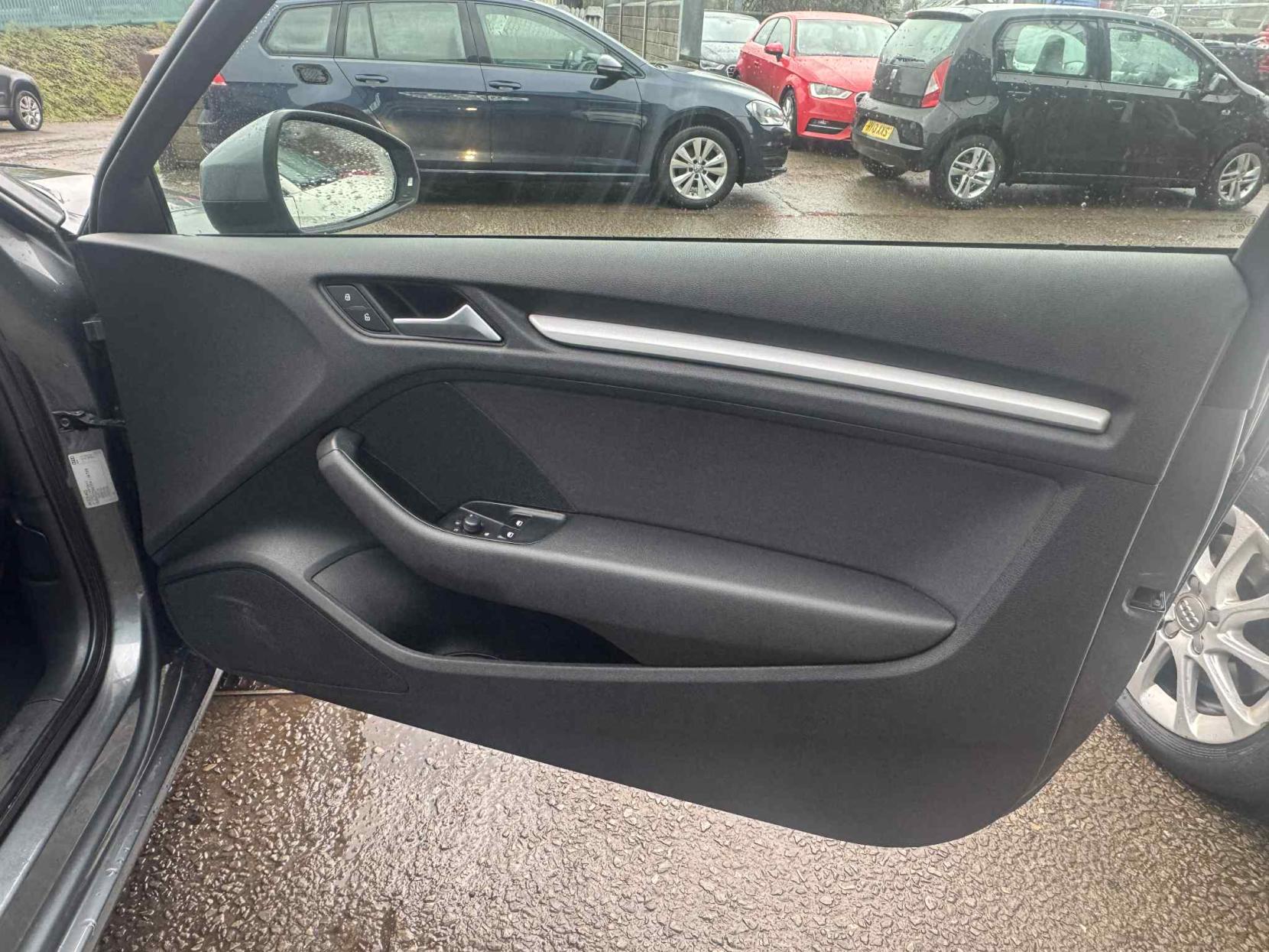 Audi A3 2.0 TDI SE Technik Hatchback 3dr Diesel Manual Euro 6 (s/s) (150 ps)