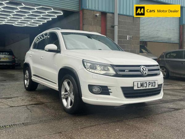 Volkswagen Tiguan 2.0 TDI BlueMotion Tech R-Line SUV 5dr Diesel Manual 4WD Euro 5 (s/s) (140 ps)