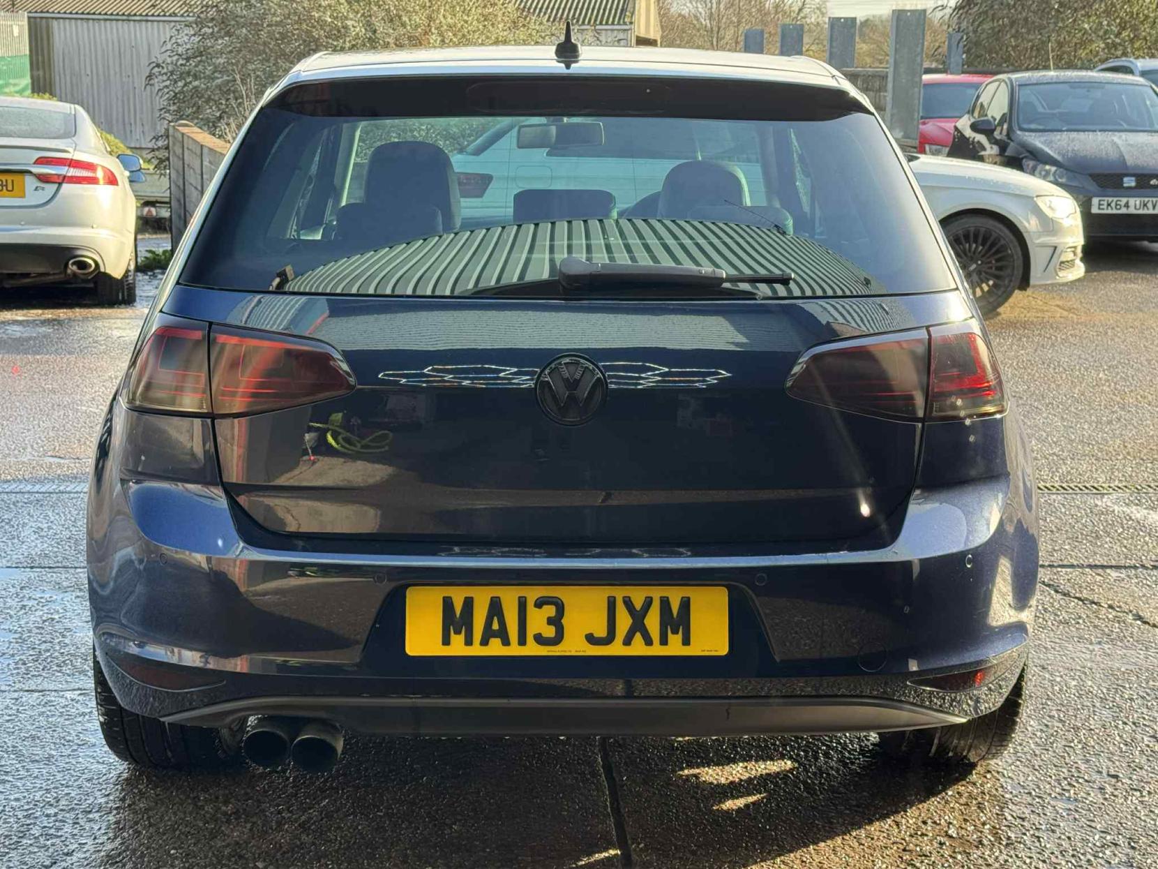 Volkswagen Golf 2.0 TDI BlueMotion Tech GT Hatchback 3dr Diesel Manual Euro 5 (s/s) (150 ps)