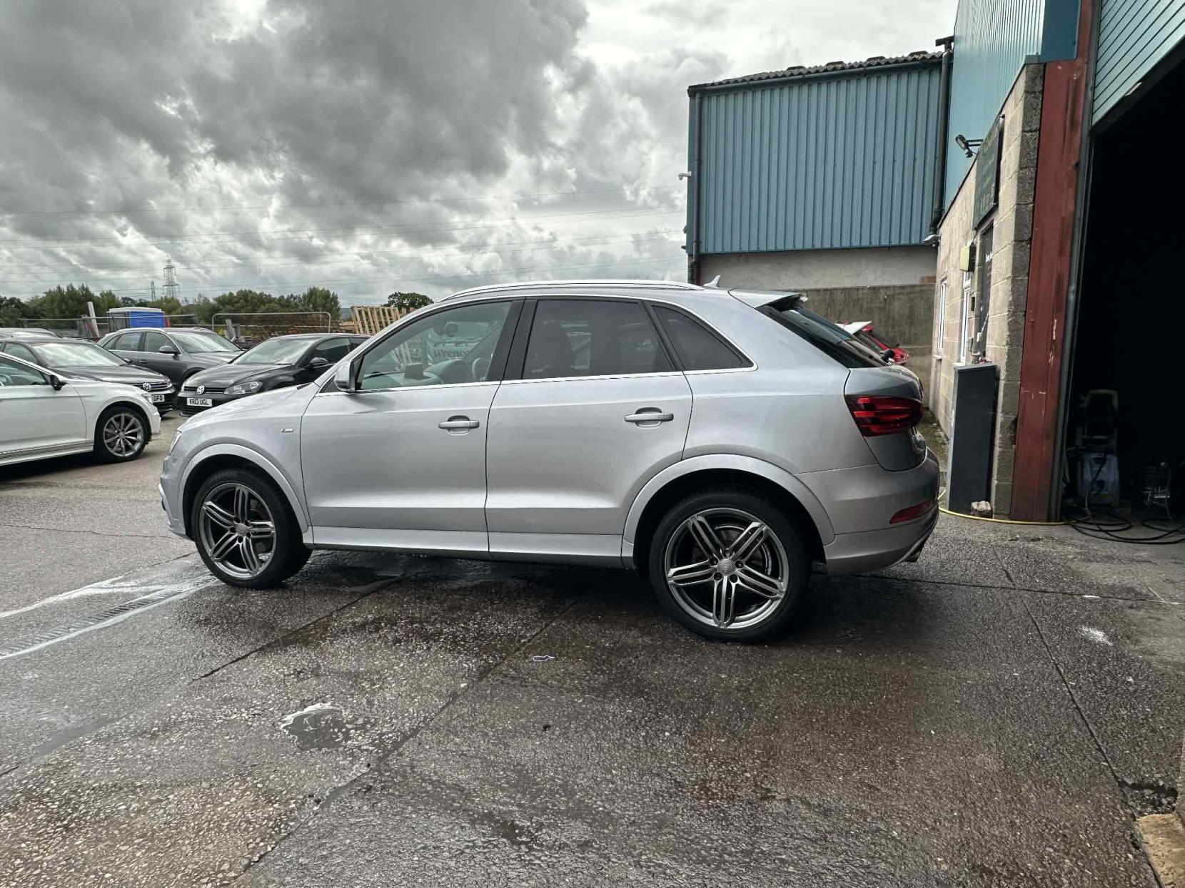 Audi Q3 2.0 TDI S line Plus SUV 5dr Diesel Manual quattro Euro 5 (s/s) (140 ps)