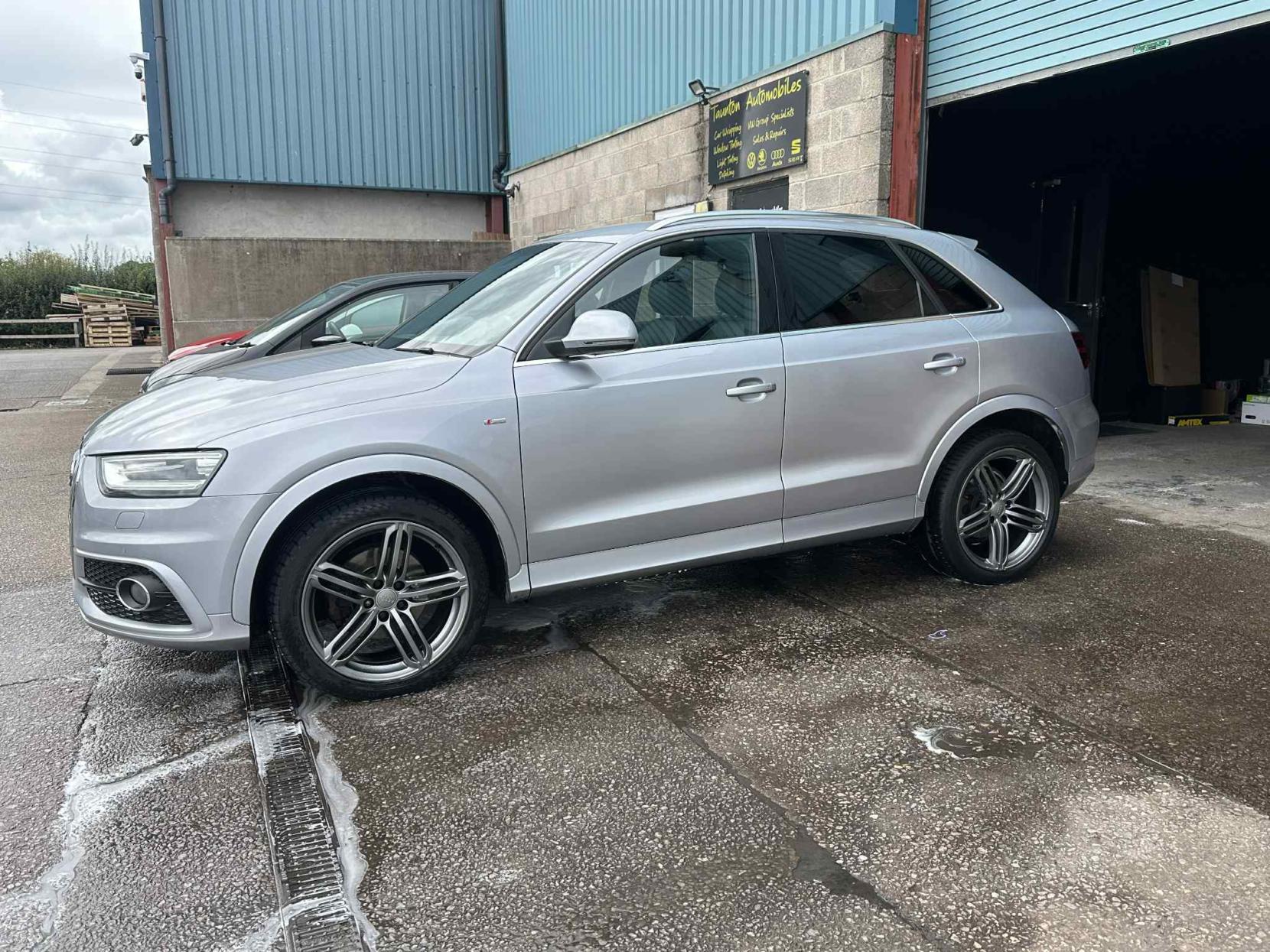 Audi Q3 2.0 TDI S line Plus SUV 5dr Diesel Manual quattro Euro 5 (s/s) (140 ps)