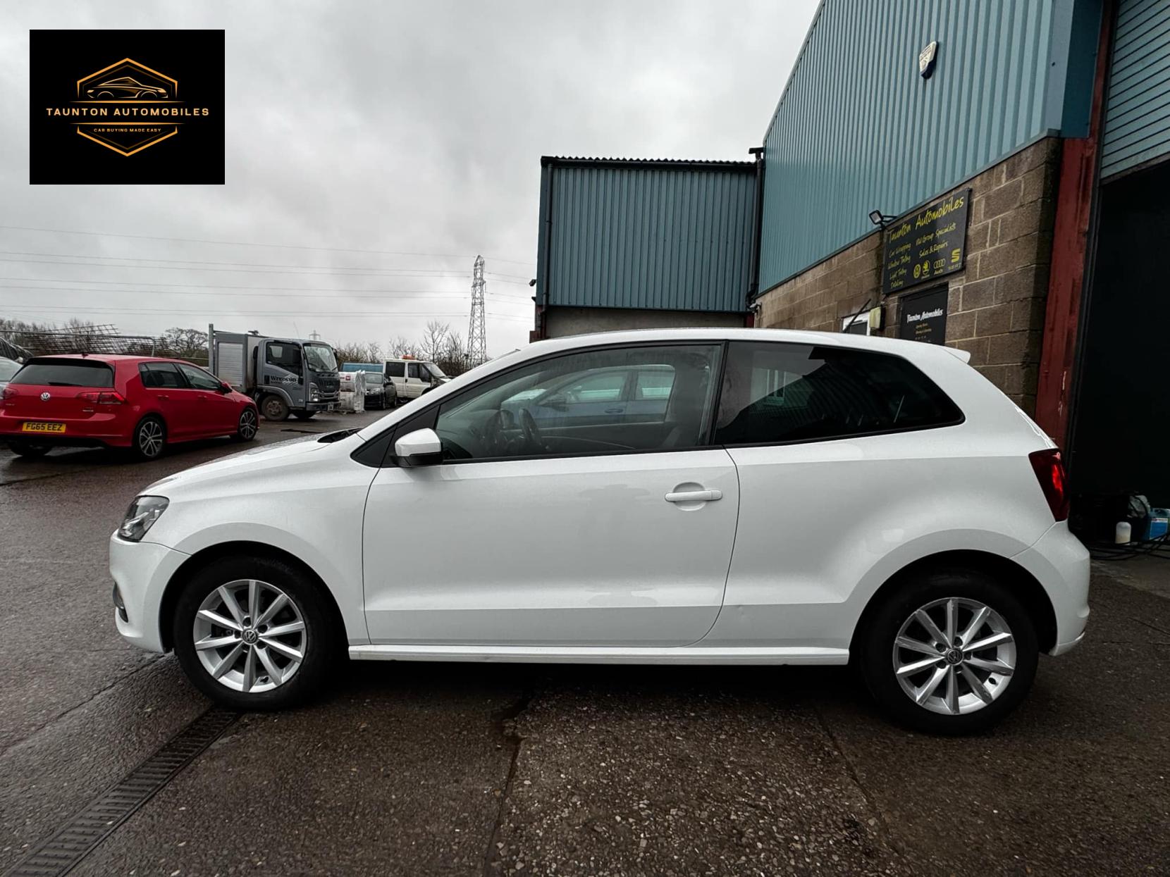 Volkswagen Polo 1.0 BlueMotion Tech Match Hatchback 3dr Petrol Manual Euro 6 (s/s) (60 ps)