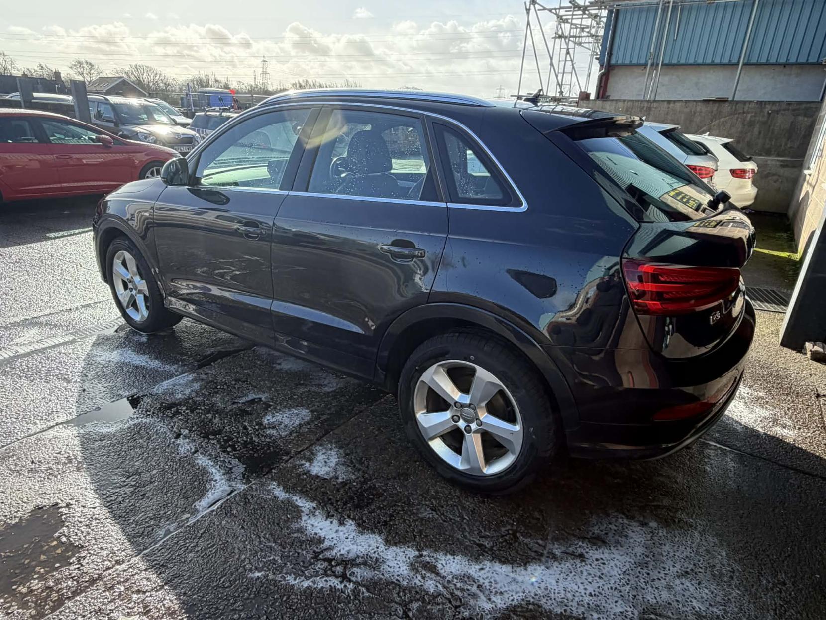 Audi Q3 2.0 TDI S line SUV 5dr Diesel Manual quattro Euro 5 (s/s) (140 ps)