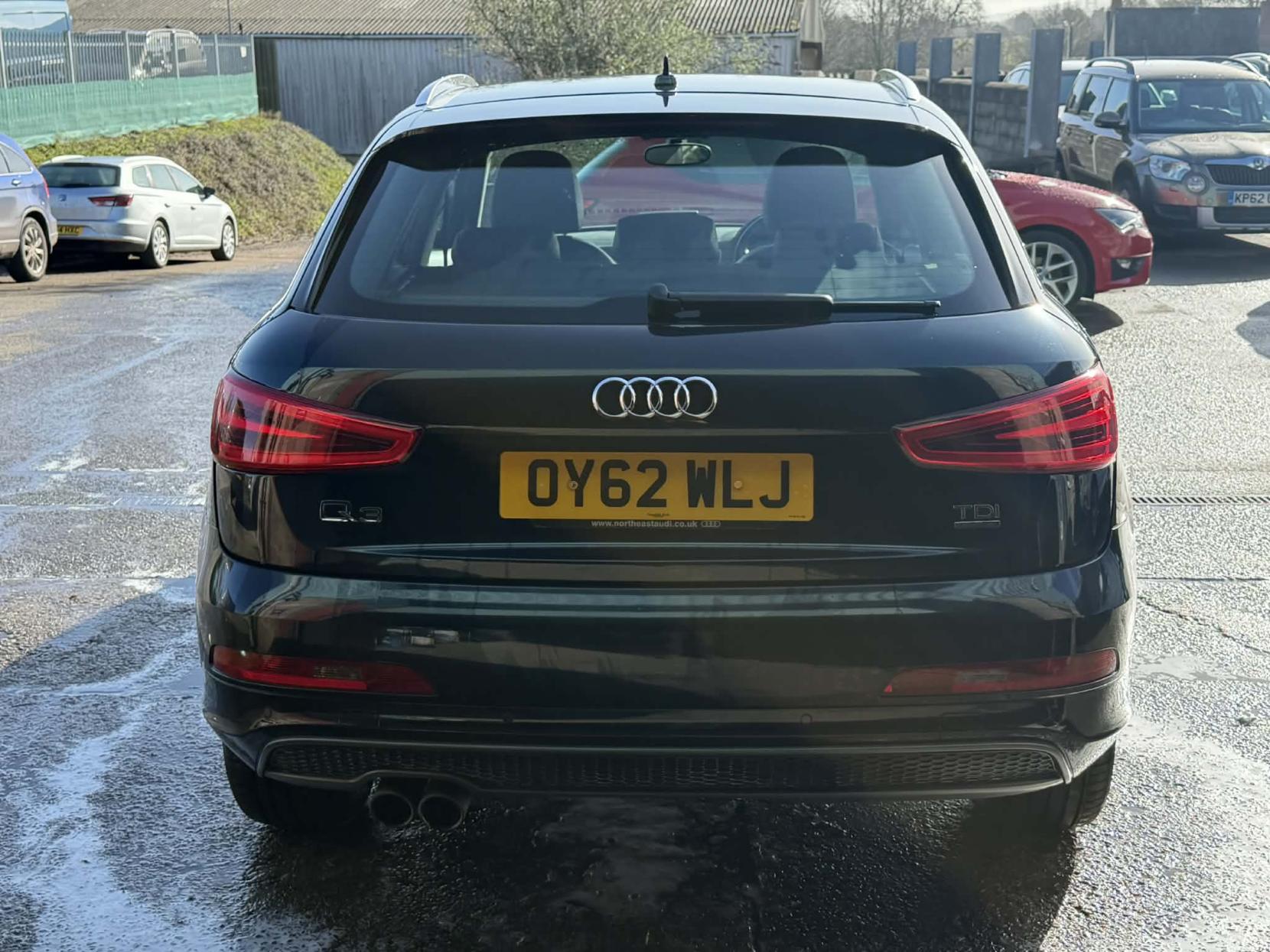 Audi Q3 2.0 TDI S line SUV 5dr Diesel Manual quattro Euro 5 (s/s) (140 ps)