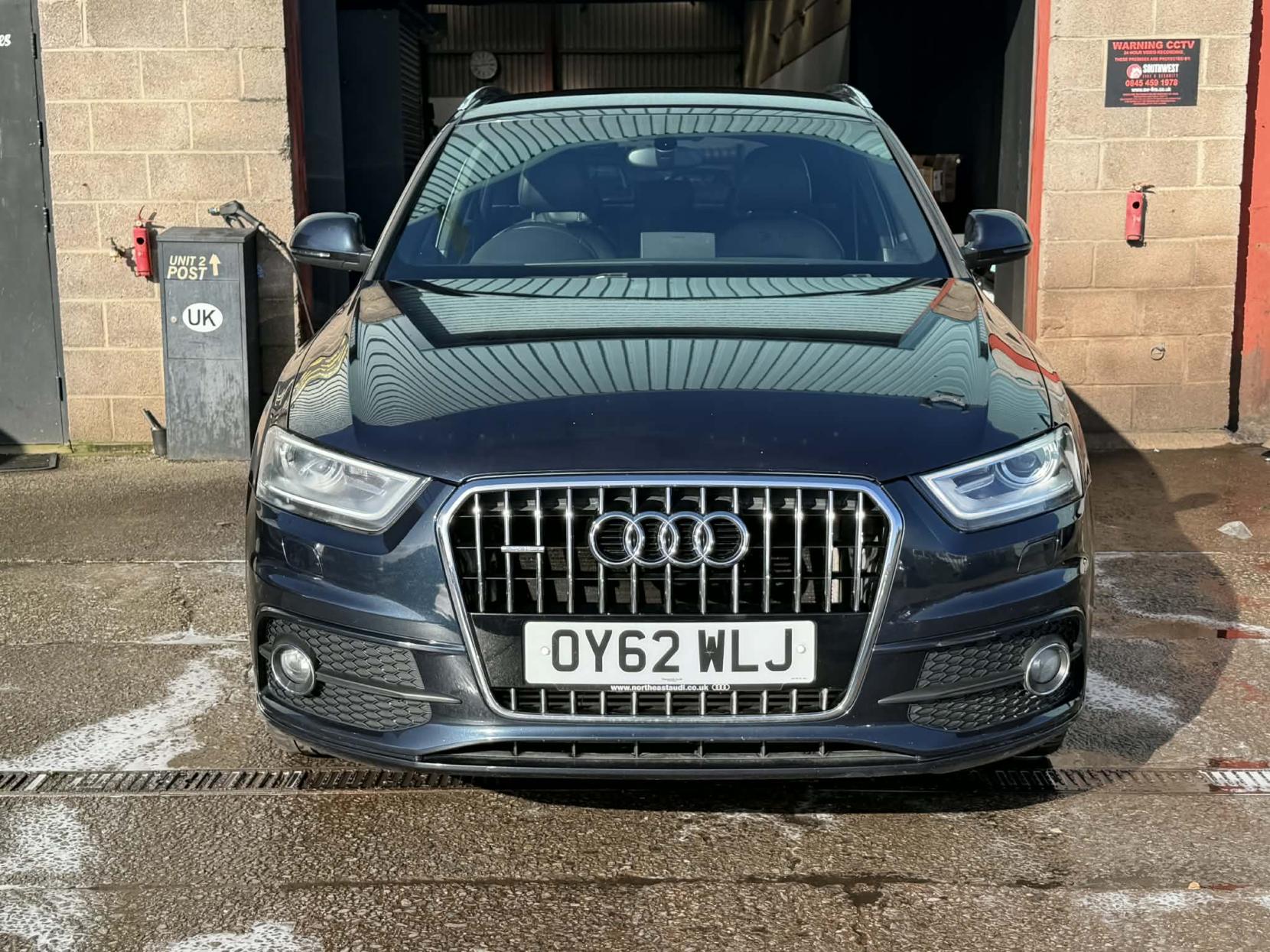 Audi Q3 2.0 TDI S line SUV 5dr Diesel Manual quattro Euro 5 (s/s) (140 ps)