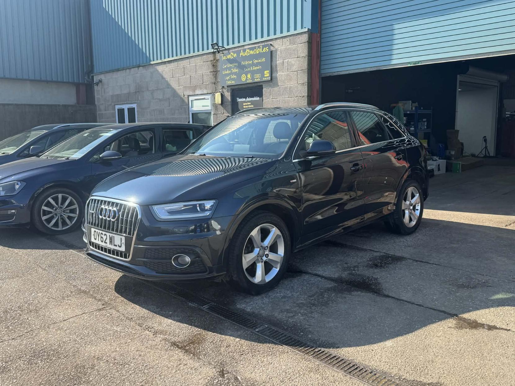 Audi Q3 2.0 TDI S line SUV 5dr Diesel Manual quattro Euro 5 (s/s) (140 ps)