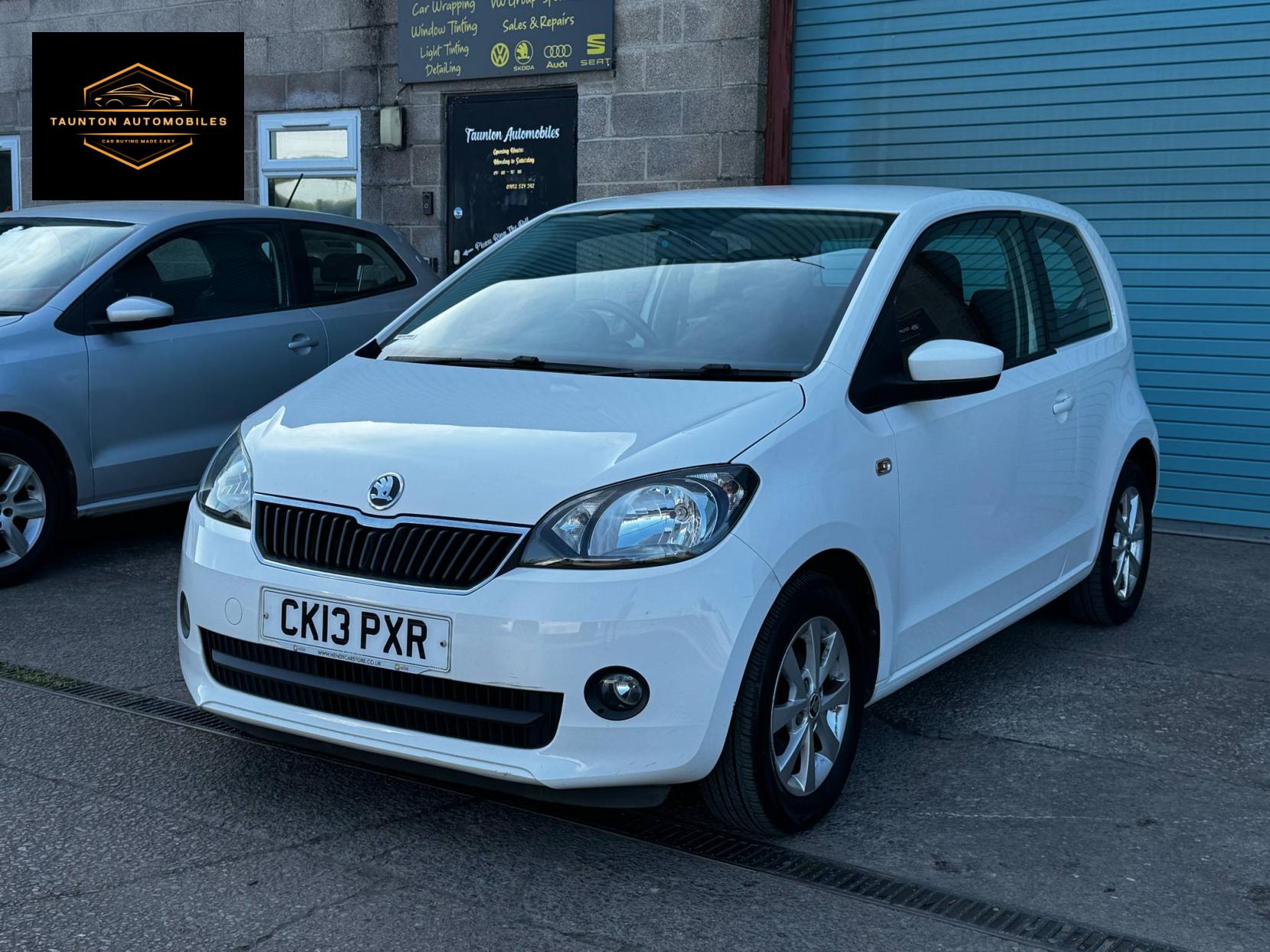 Skoda Citigo 1.0 MPI GreenTech Elegance Hatchback 3dr Petrol Manual Euro 5 (s/s) (60 ps)