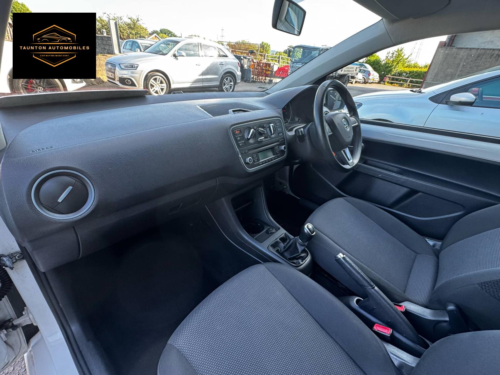 Skoda Citigo 1.0 MPI GreenTech Elegance Hatchback 3dr Petrol Manual Euro 5 (s/s) (60 ps)