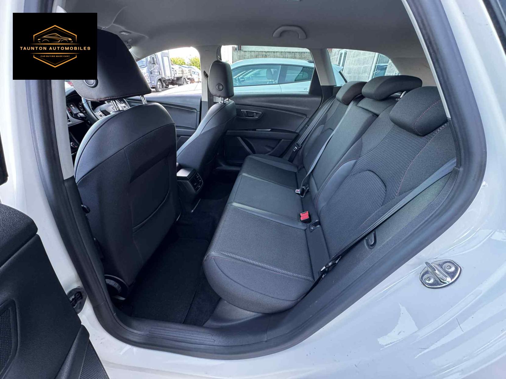 SEAT Leon 2.0 TDI CR FR Sport Tourer 5dr Diesel Manual Euro 5 (s/s) (150 ps)
