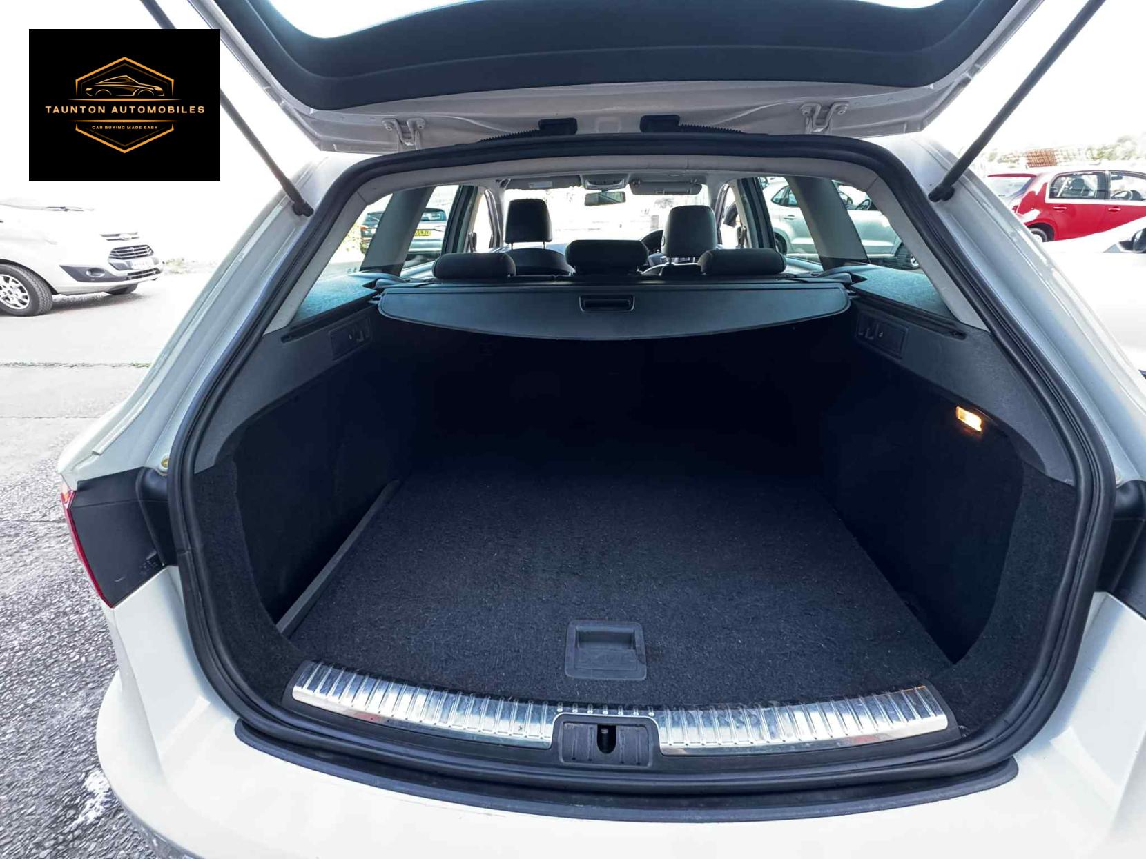 SEAT Leon 2.0 TDI CR FR Sport Tourer 5dr Diesel Manual Euro 5 (s/s) (150 ps)