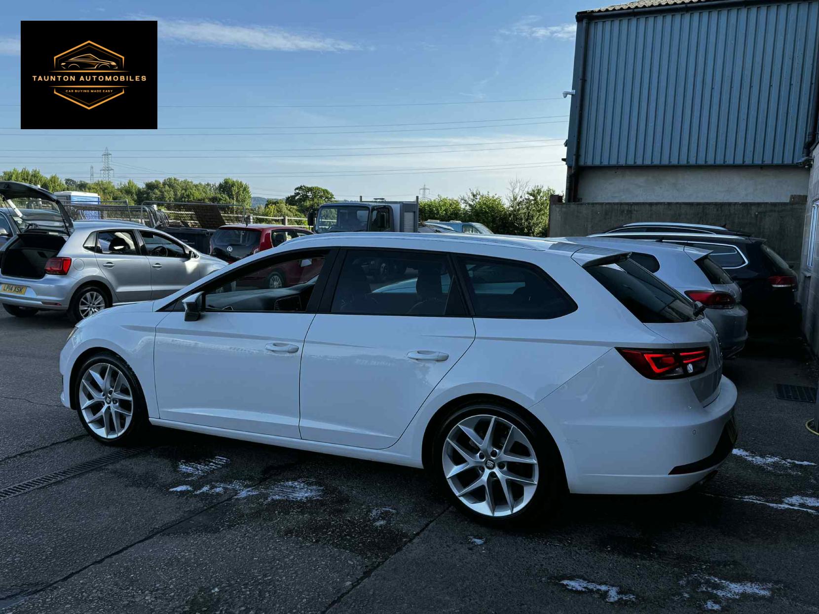 SEAT Leon 2.0 TDI CR FR Sport Tourer 5dr Diesel Manual Euro 5 (s/s) (150 ps)