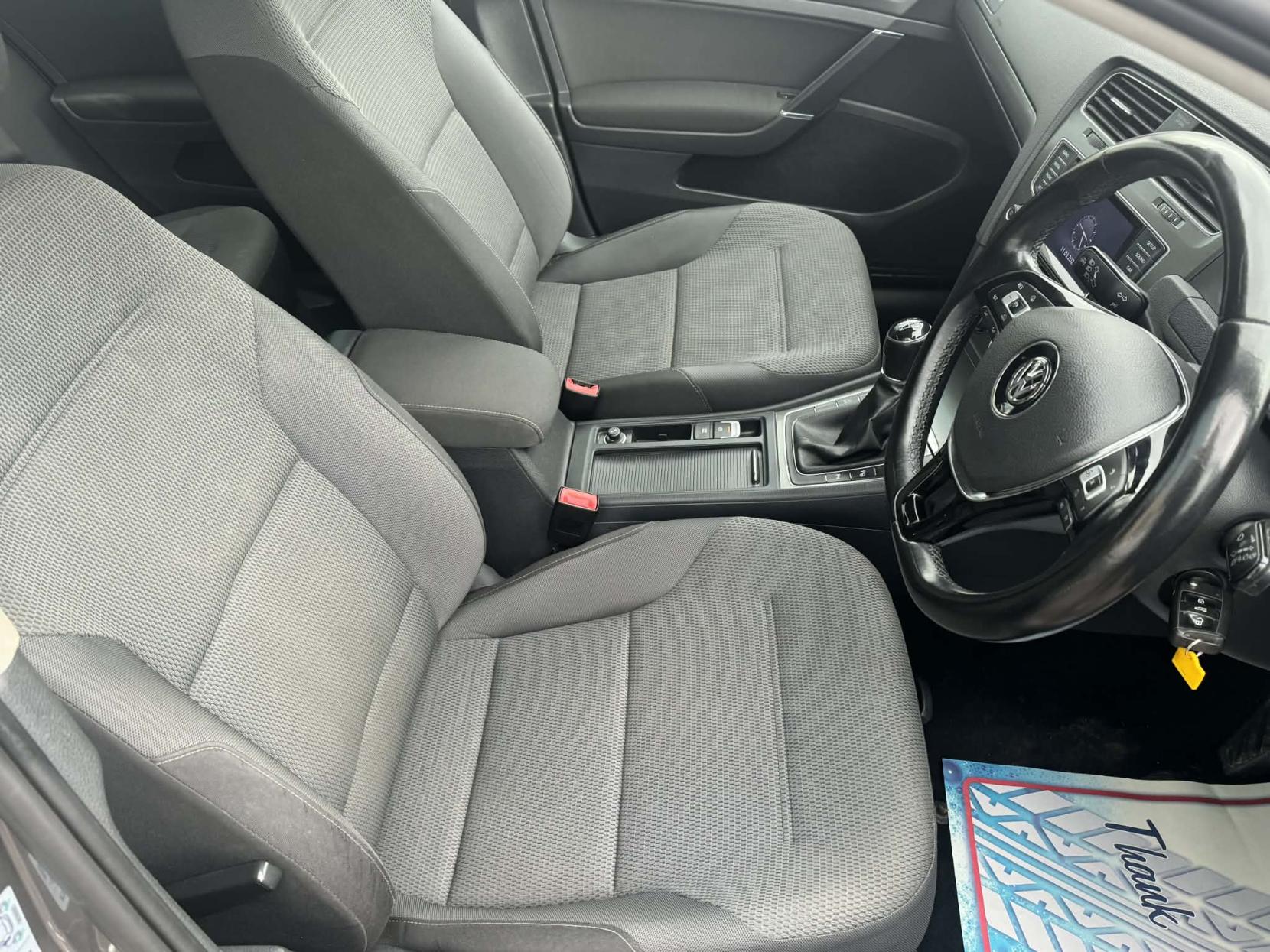 Volkswagen Golf 2.0 TDI BlueMotion Tech SE Hatchback 5dr Diesel Manual Euro 5 (s/s) (150 ps)