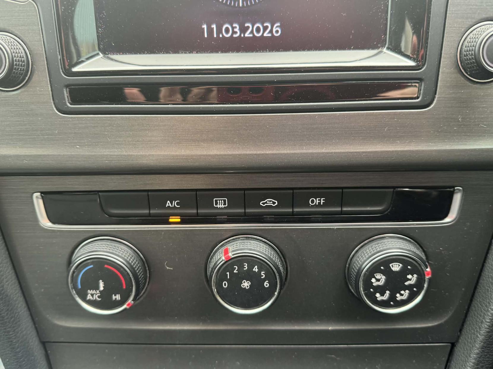 Volkswagen Golf 2.0 TDI BlueMotion Tech SE Hatchback 5dr Diesel Manual Euro 5 (s/s) (150 ps)