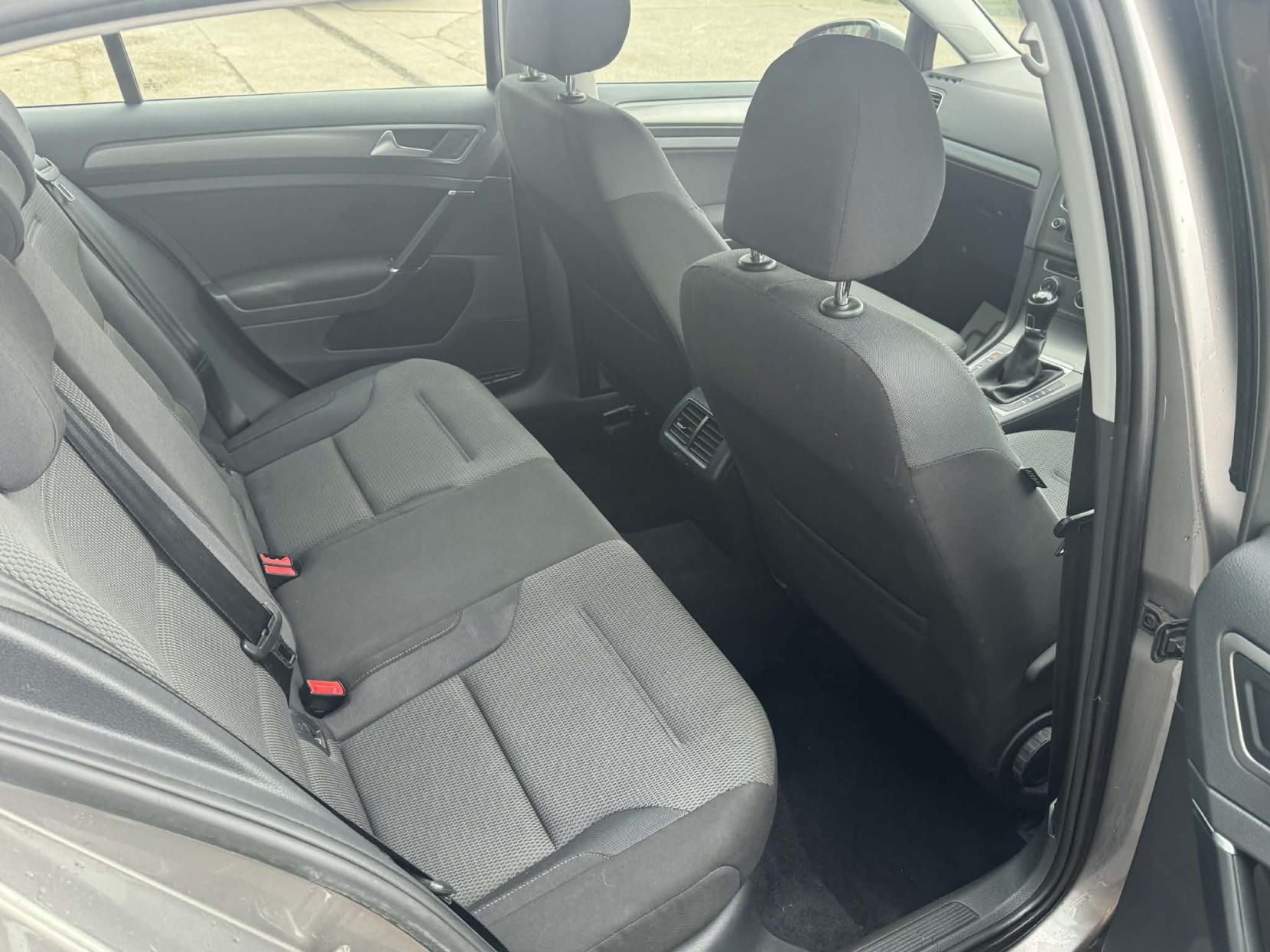 Volkswagen Golf 2.0 TDI BlueMotion Tech SE Hatchback 5dr Diesel Manual Euro 5 (s/s) (150 ps)