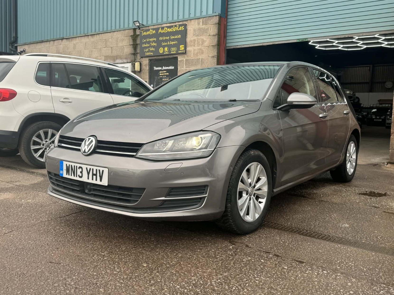 Volkswagen Golf 2.0 TDI BlueMotion Tech SE Hatchback 5dr Diesel Manual Euro 5 (s/s) (150 ps)