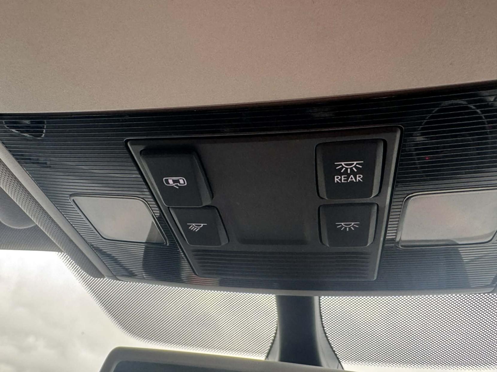 Volkswagen Golf 2.0 TDI BlueMotion Tech SE Hatchback 5dr Diesel Manual Euro 5 (s/s) (150 ps)