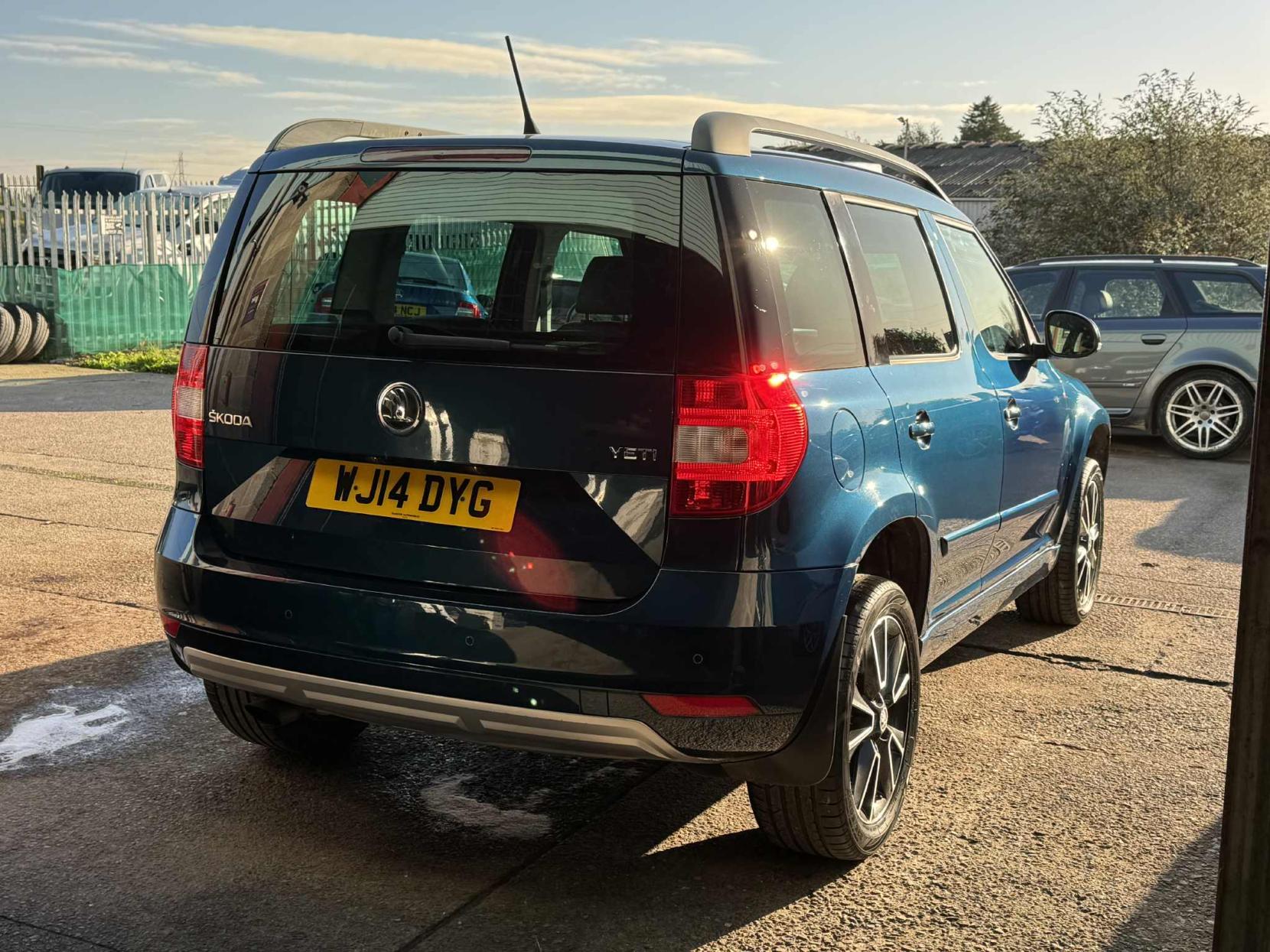 Skoda Yeti 1.2 TSI Elegance SUV 5dr Petrol DSG Euro 5 (105 ps)