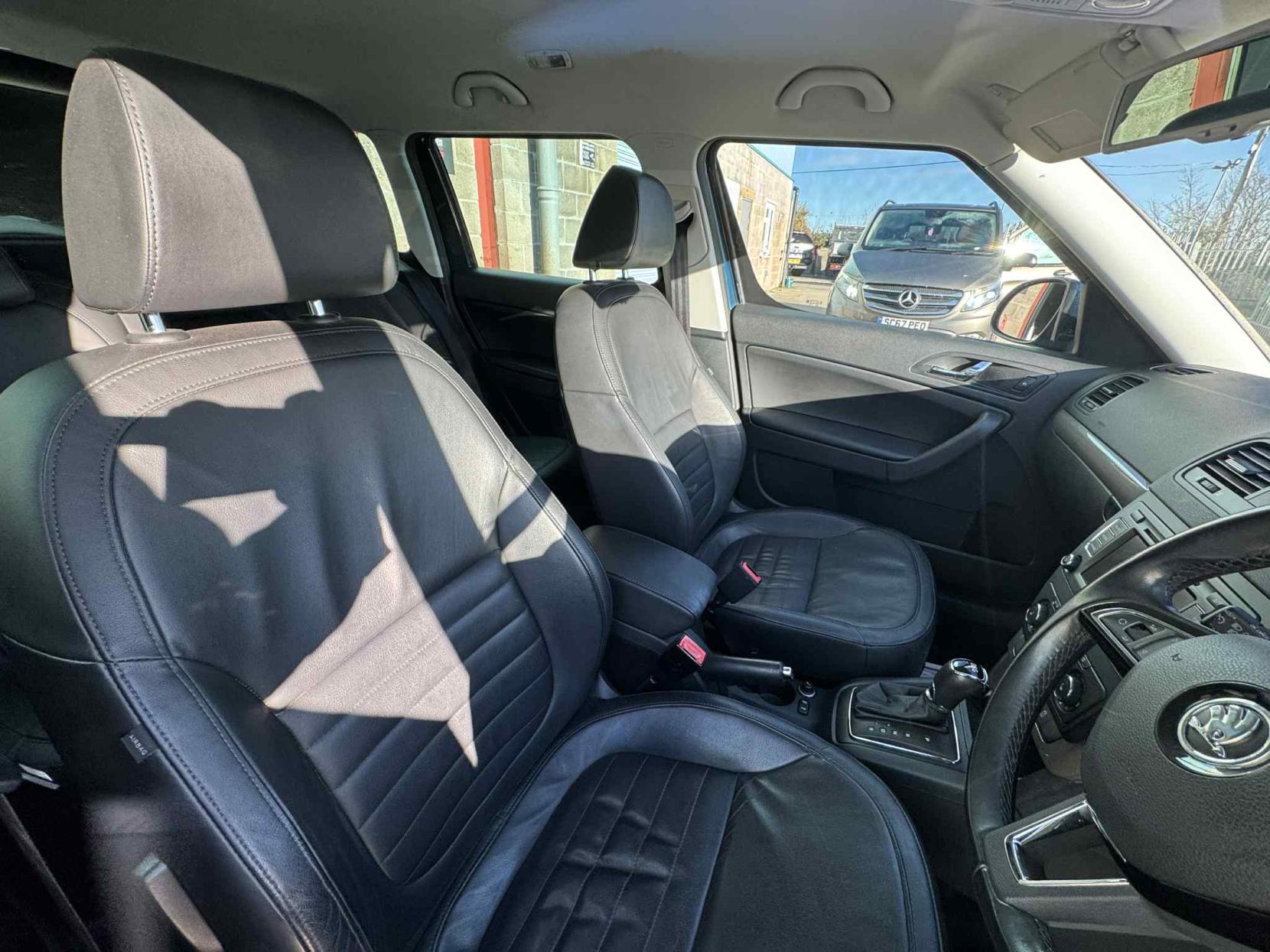 Skoda Yeti 1.2 TSI Elegance SUV 5dr Petrol DSG Euro 5 (105 ps)