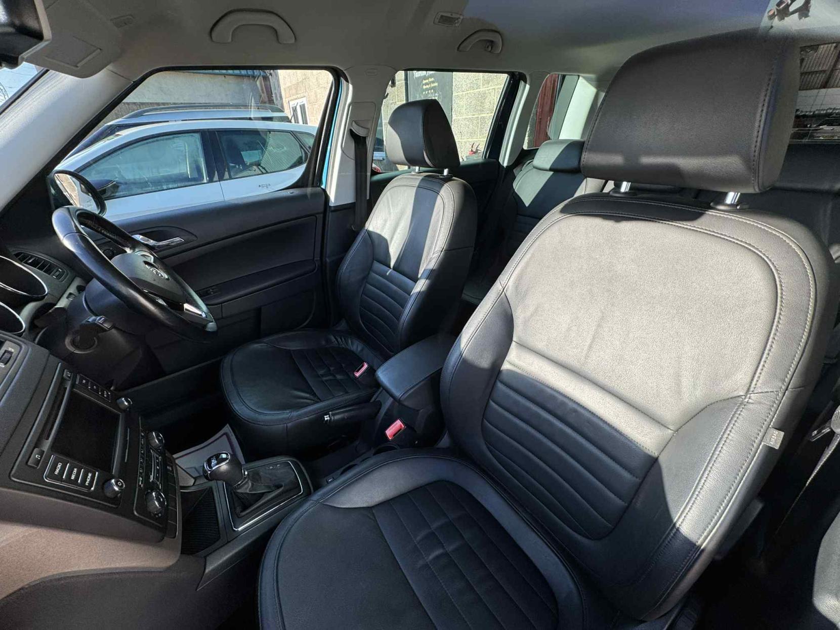 Skoda Yeti 1.2 TSI Elegance SUV 5dr Petrol DSG Euro 5 (105 ps)