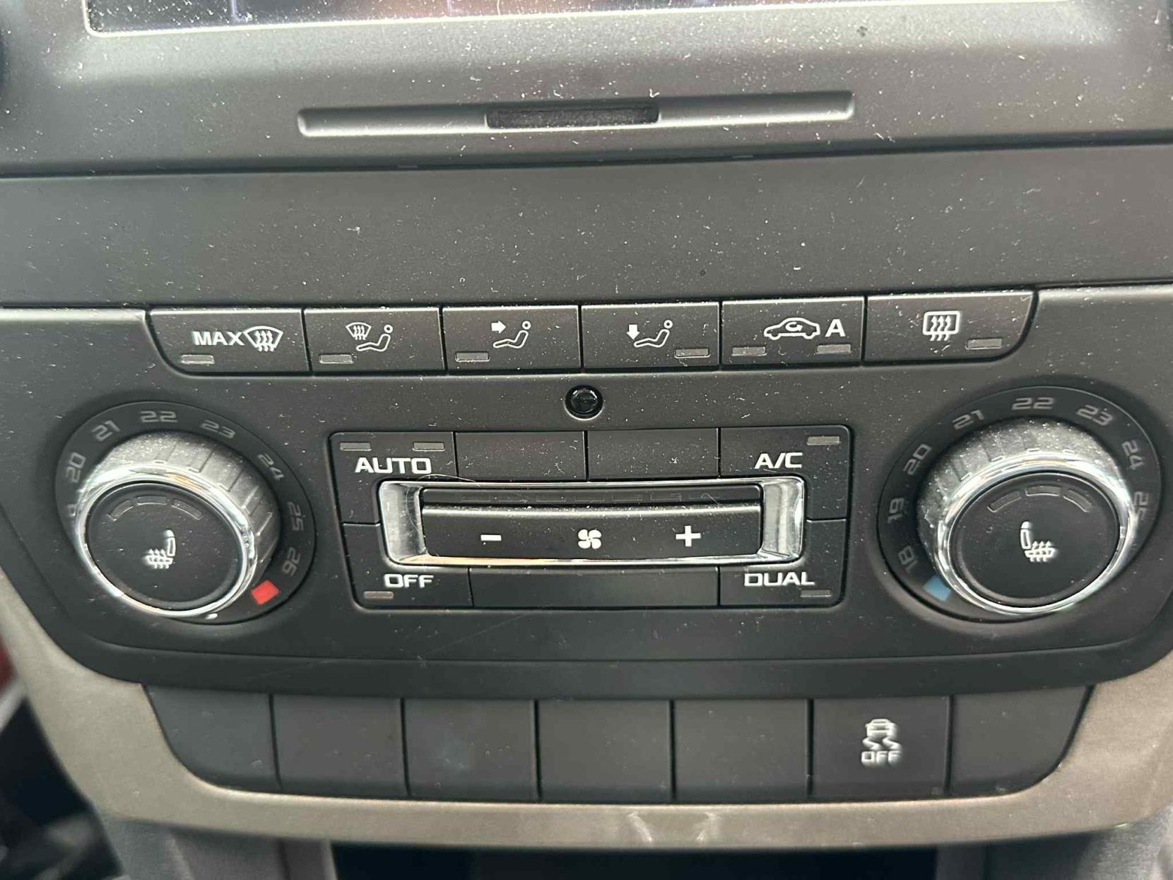 Skoda Yeti 1.2 TSI Elegance SUV 5dr Petrol DSG Euro 5 (105 ps)