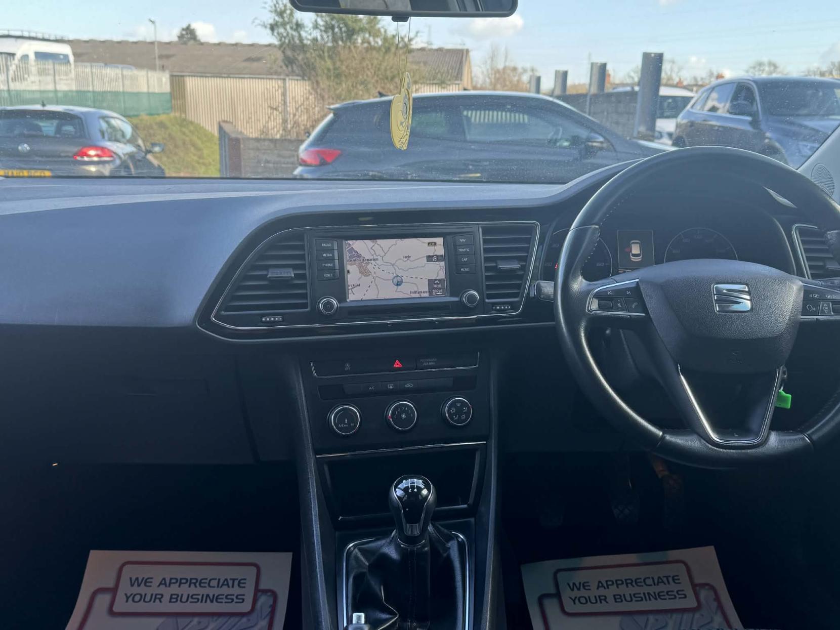 SEAT Leon 1.6 TDI CR SE Sport Tourer 5dr Diesel Manual Euro 5 (s/s) (105 ps)