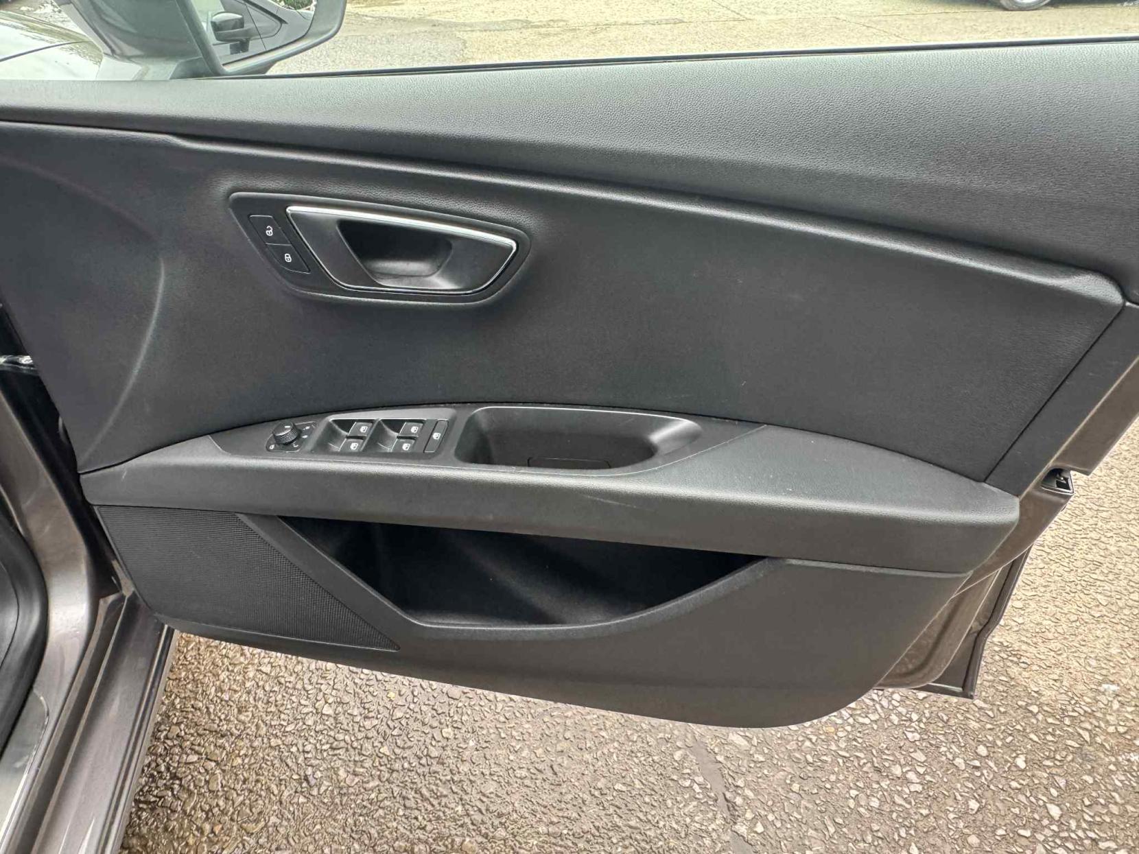 SEAT Leon 1.4 EcoTSI FR Sport Tourer 5dr Petrol Manual Euro 6 (s/s) (150 ps)