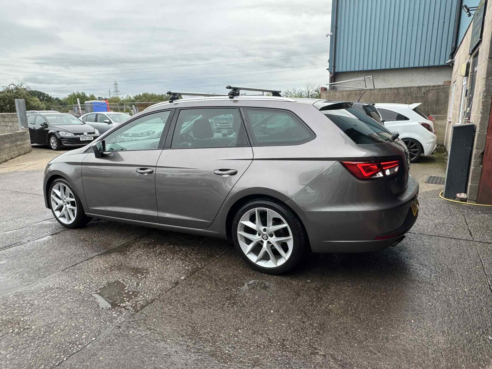 SEAT Leon 1.4 EcoTSI FR Sport Tourer 5dr Petrol Manual Euro 6 (s/s) (150 ps)