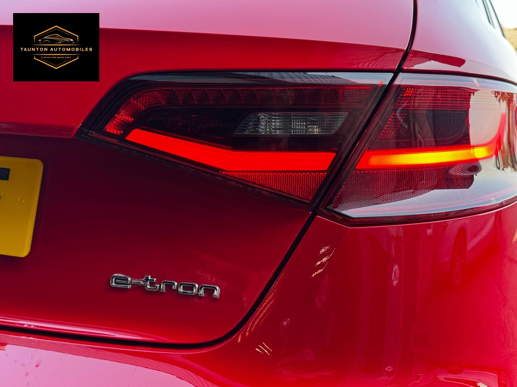 Audi A3 1.4 TFSI e-tron Sportback 5dr Petrol Plug-in Hybrid e-S Tronic Euro 6 8.8kWh (204 ps)