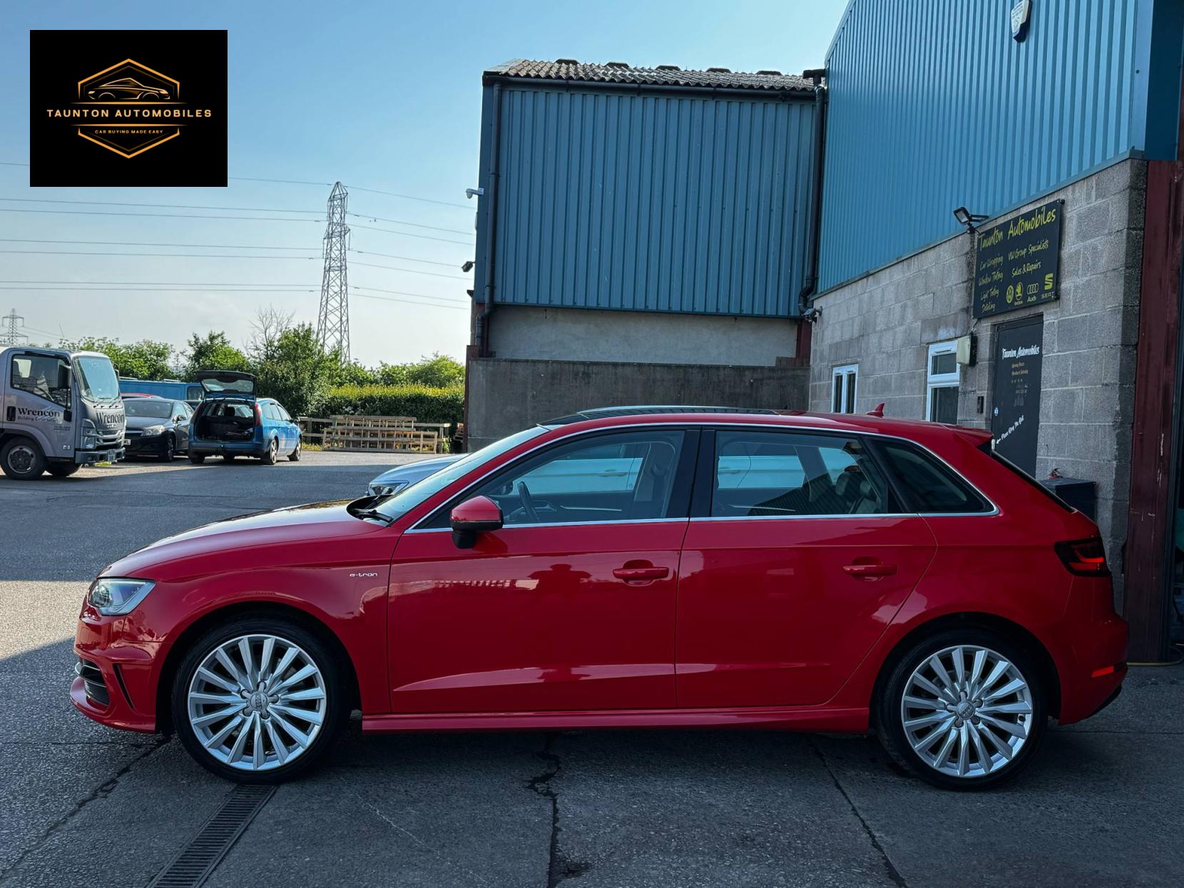 Audi A3 1.4 TFSI e-tron Sportback 5dr Petrol Plug-in Hybrid e-S Tronic Euro 6 8.8kWh (204 ps)