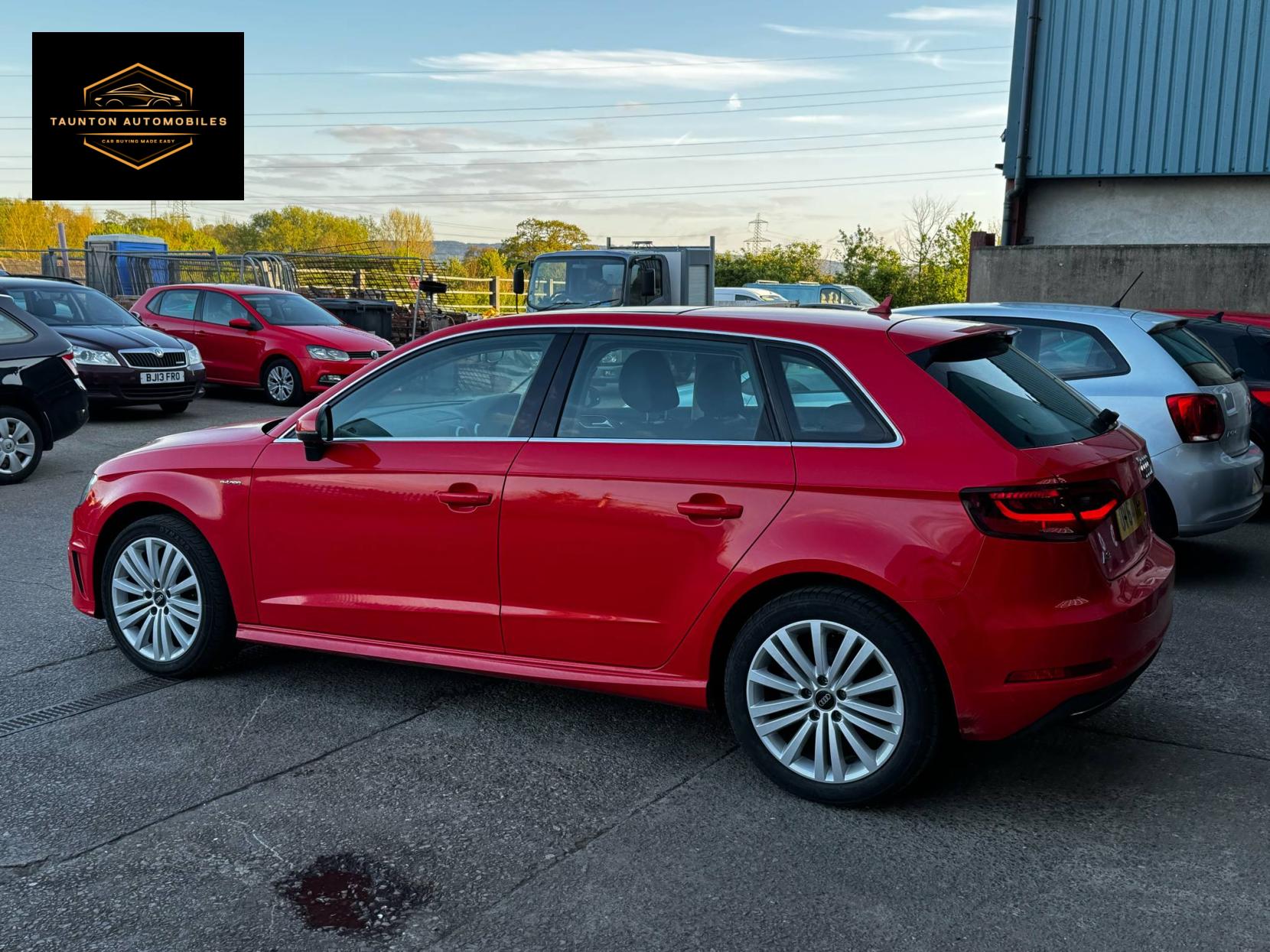 Audi A3 1.4 TFSI e-tron Sportback 5dr Petrol Plug-in Hybrid e-S Tronic Euro 6 8.8kWh (204 ps)