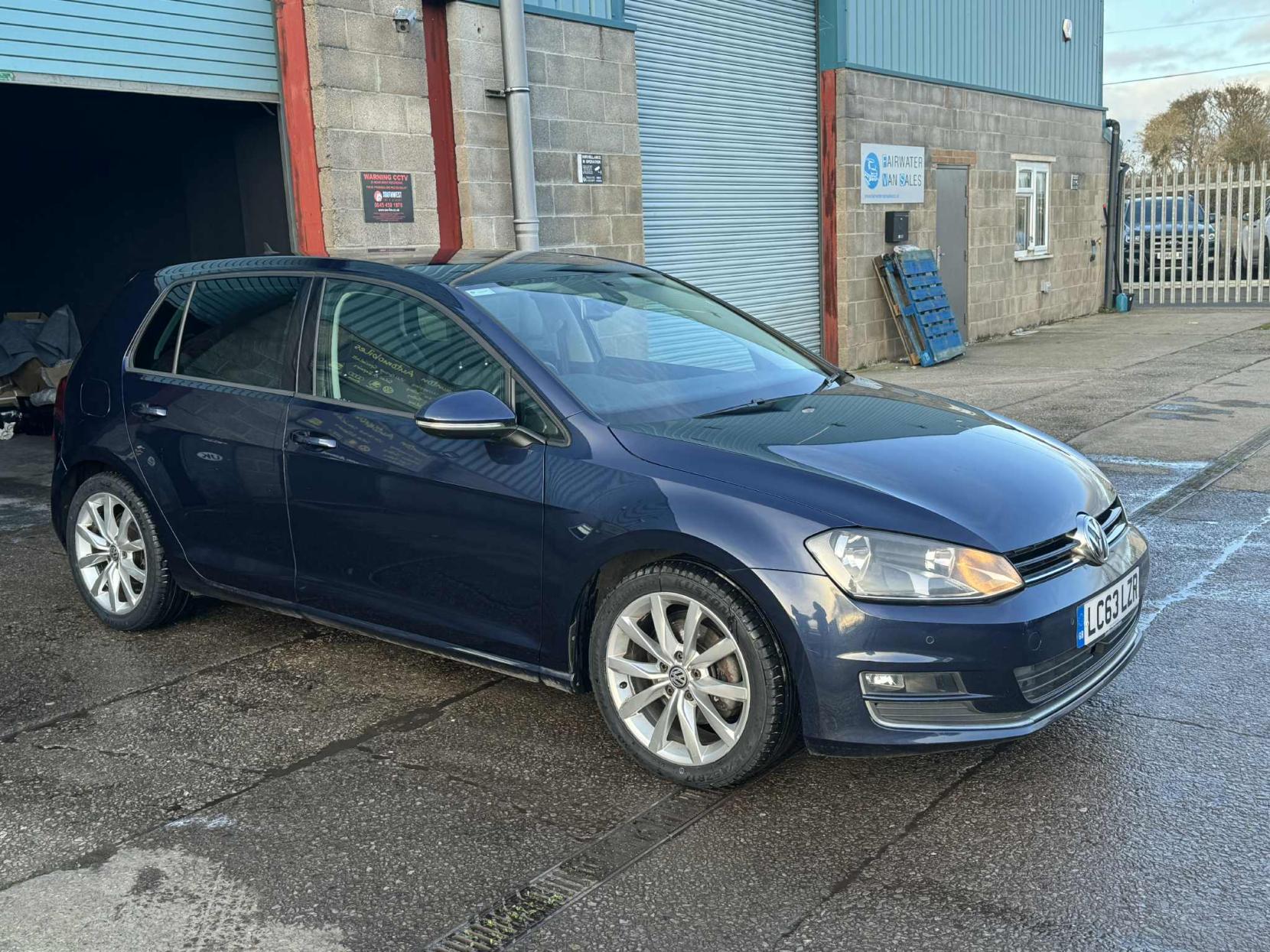 Volkswagen Golf 2.0 TDI BlueMotion Tech GT Hatchback 5dr Diesel Manual Euro 5 (s/s) (150 ps)