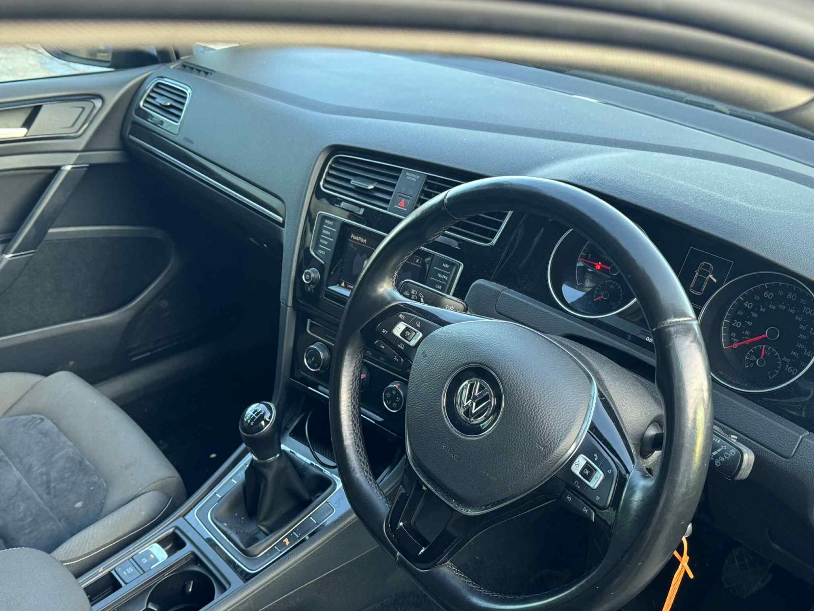 Volkswagen Golf 2.0 TDI BlueMotion Tech GT Hatchback 5dr Diesel Manual Euro 5 (s/s) (150 ps)