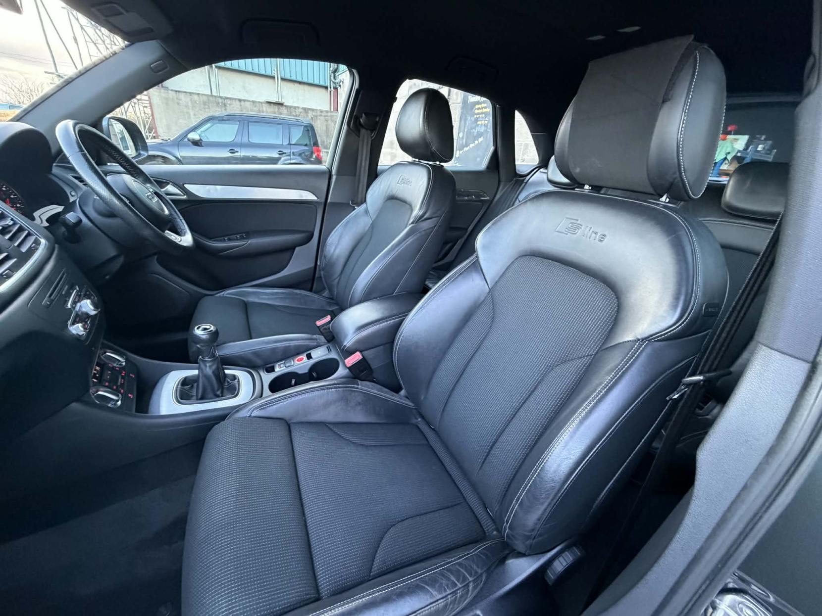 Audi Q3 2.0 TDI S line SUV 5dr Diesel Manual quattro Euro 5 (s/s) (140 ps)