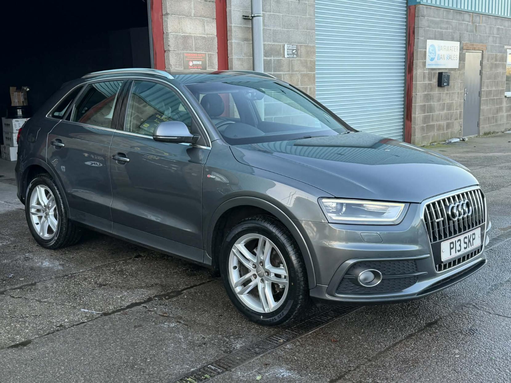 Audi Q3 2.0 TDI S line SUV 5dr Diesel Manual quattro Euro 5 (s/s) (140 ps)