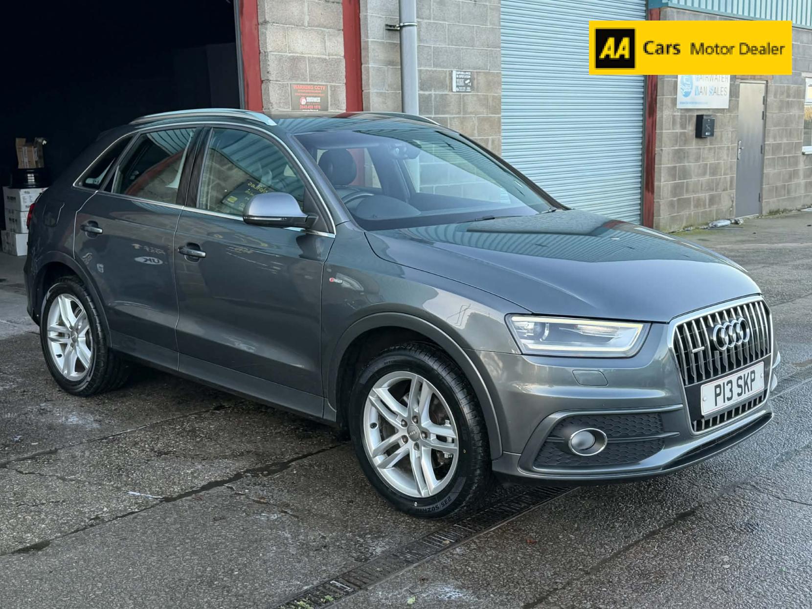 Audi Q3 2.0 TDI S line SUV 5dr Diesel Manual quattro Euro 5 (s/s) (140 ps)