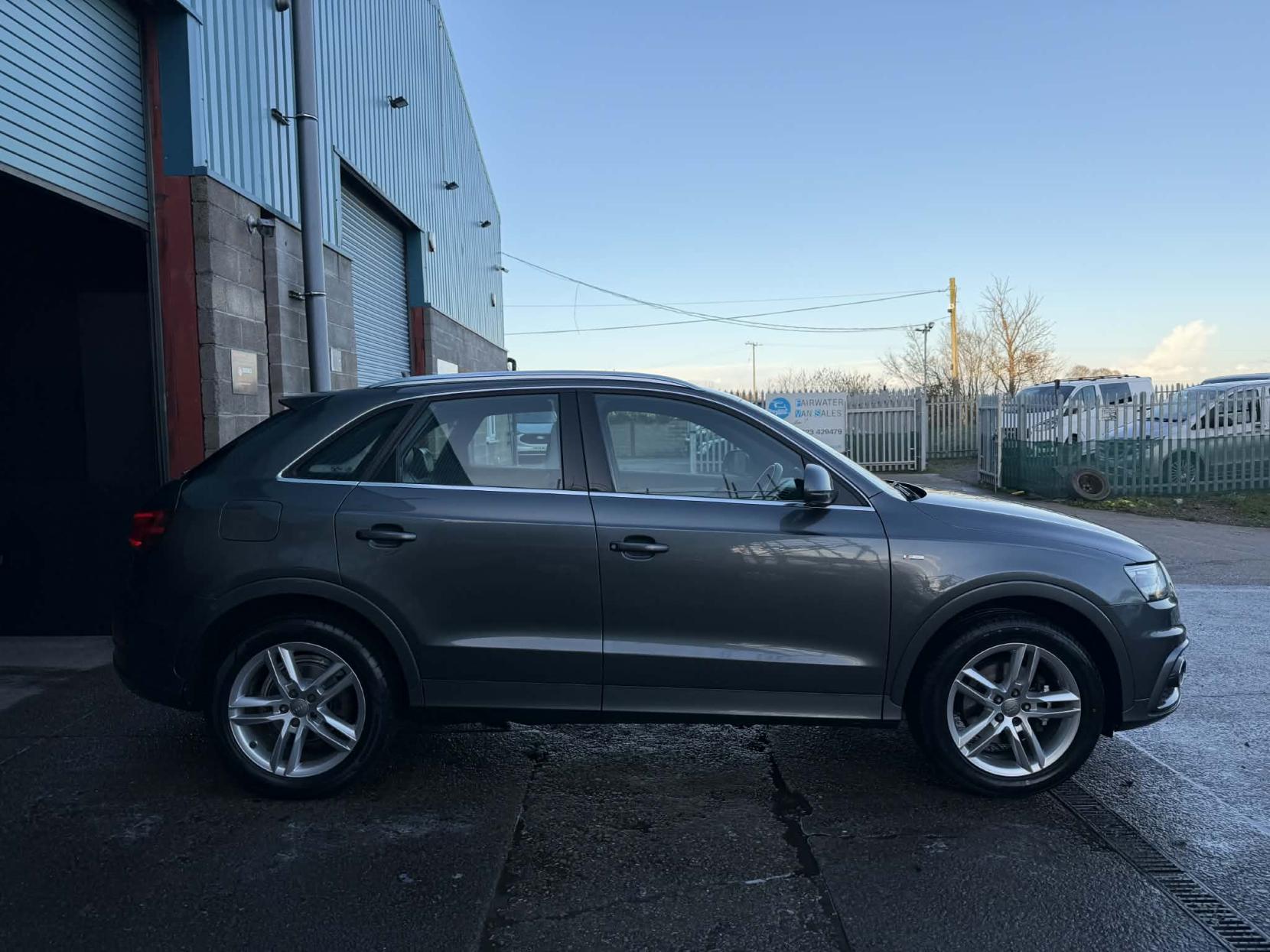 Audi Q3 2.0 TDI S line SUV 5dr Diesel Manual quattro Euro 5 (s/s) (140 ps)