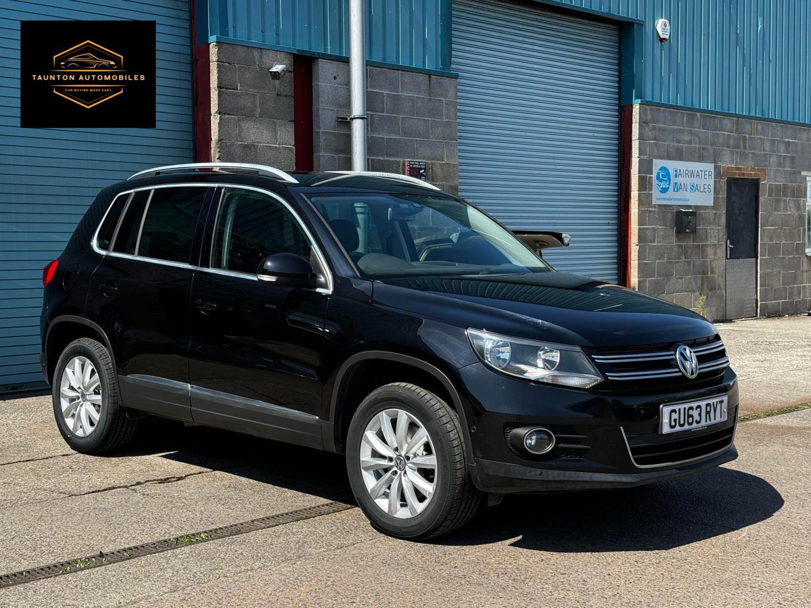 Volkswagen Tiguan 2.0 TDI BlueMotion Tech Match SUV 5dr Diesel Manual 4WD Euro 5 (s/s) (140 ps)