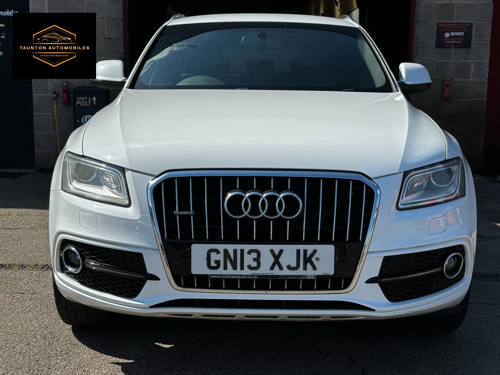 Audi Q5 2.0 TDI S line SUV 5dr Diesel Manual quattro Euro 5 (s/s) (143 ps)