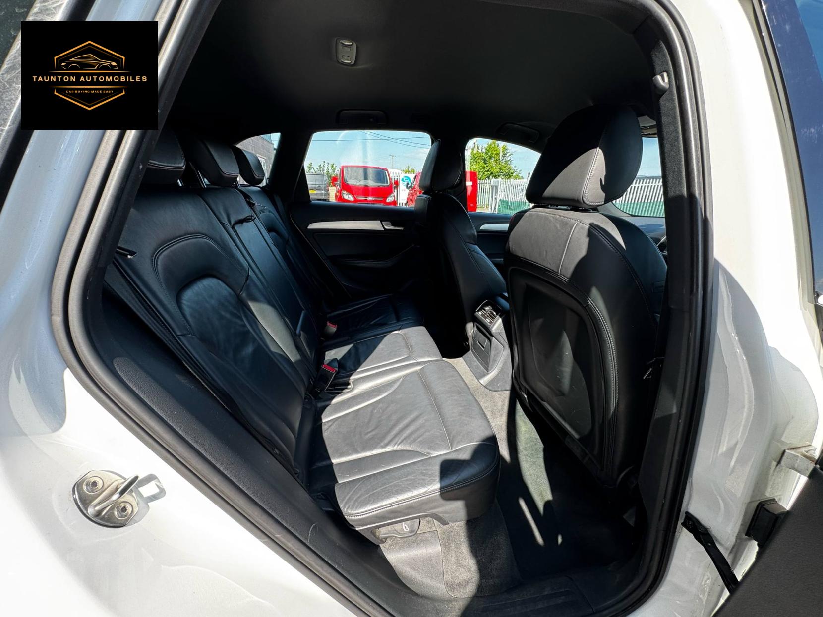 Audi Q5 2.0 TDI S line SUV 5dr Diesel Manual quattro Euro 5 (s/s) (143 ps)