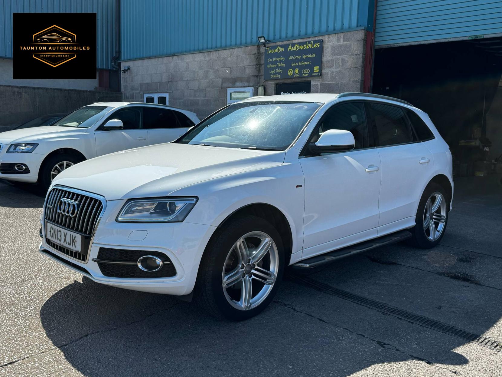 Audi Q5 2.0 TDI S line SUV 5dr Diesel Manual quattro Euro 5 (s/s) (143 ps)
