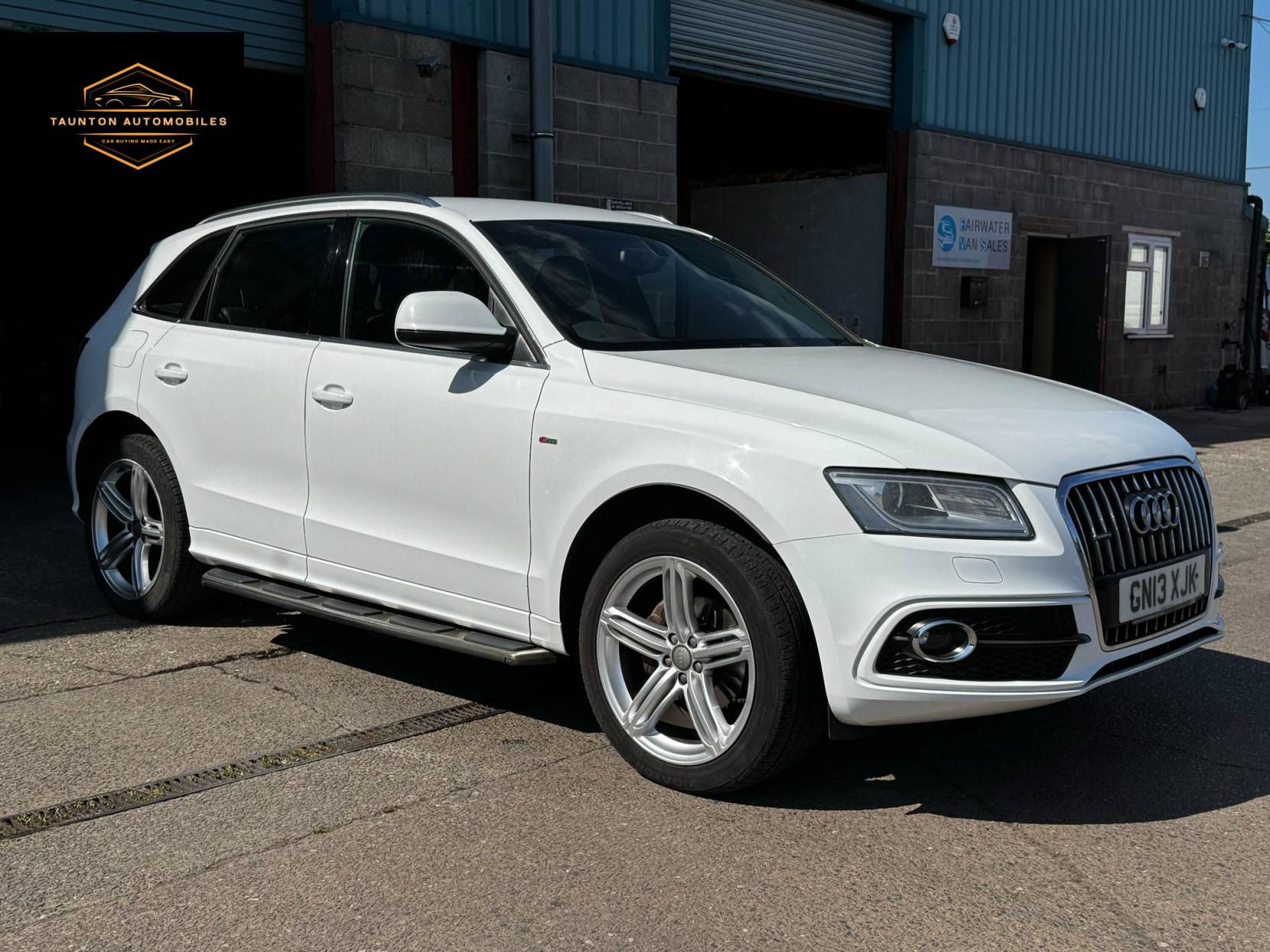 Audi Q5 2.0 TDI S line SUV 5dr Diesel Manual quattro Euro 5 (s/s) (143 ps)