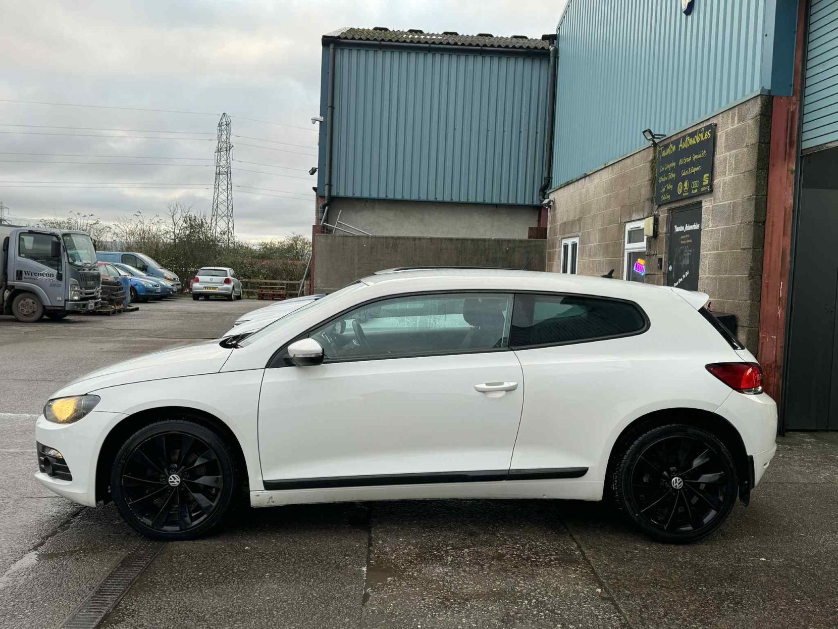 Volkswagen Scirocco 2.0 TDI GT Hatchback 3dr Diesel Manual Euro 5 (140 ps)