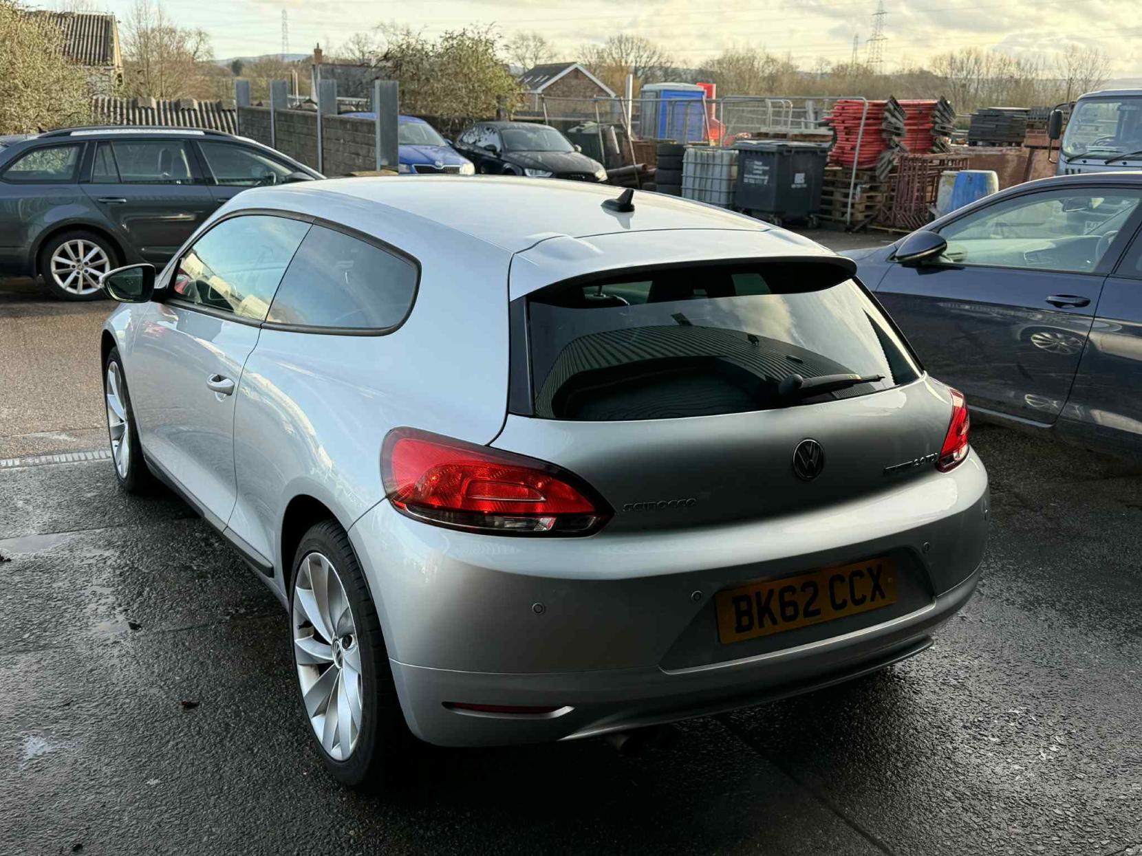 Volkswagen Scirocco 2.0 TDI BlueMotion Tech Hatchback 3dr Diesel DSG Euro 5 (s/s) (Nav) (140 ps)