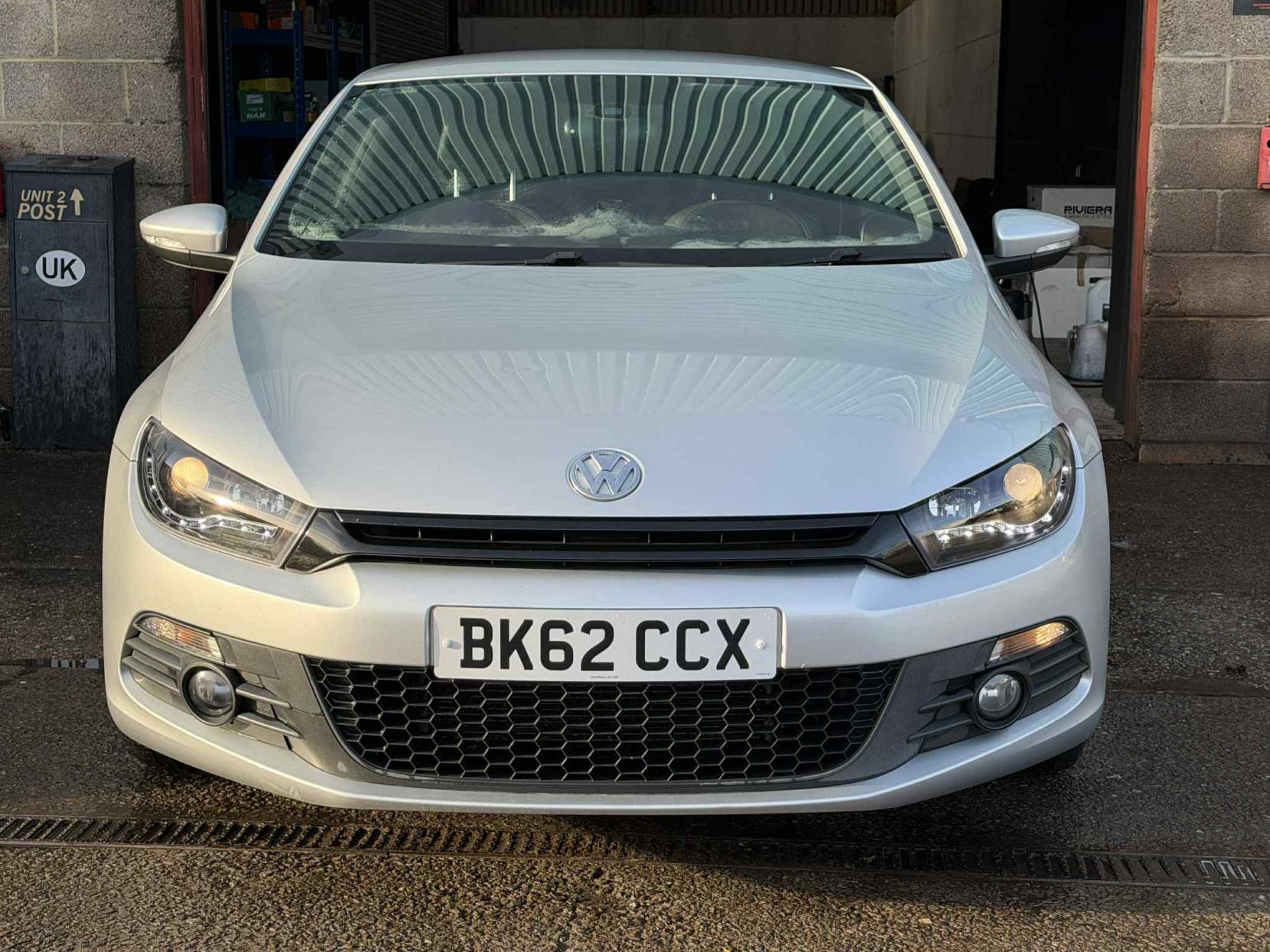 Volkswagen Scirocco 2.0 TDI BlueMotion Tech Hatchback 3dr Diesel DSG Euro 5 (s/s) (Nav) (140 ps)