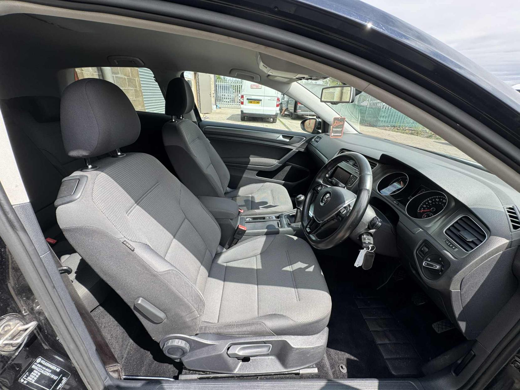 Volkswagen Golf 2.0 TDI BlueMotion Tech SE Hatchback 3dr Diesel Manual Euro 5 (s/s) (150 ps)