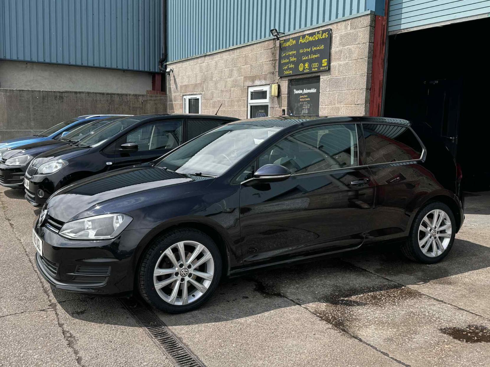 Volkswagen Golf 2.0 TDI BlueMotion Tech SE Hatchback 3dr Diesel Manual Euro 5 (s/s) (150 ps)