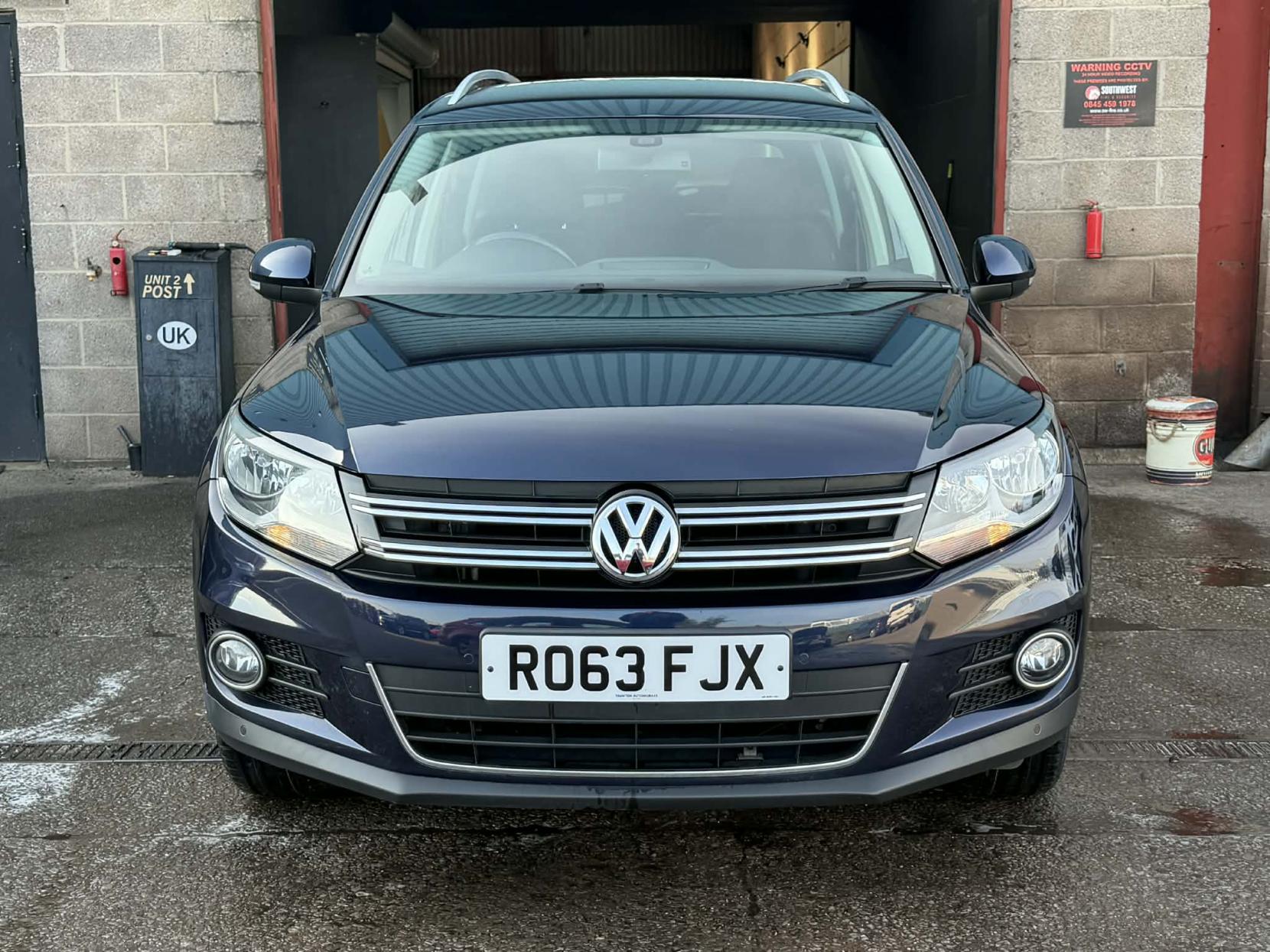 Volkswagen Tiguan 2.0 TDI BlueMotion Tech Match SUV 5dr Diesel DSG 4WD Euro 5 (s/s) (140 ps)