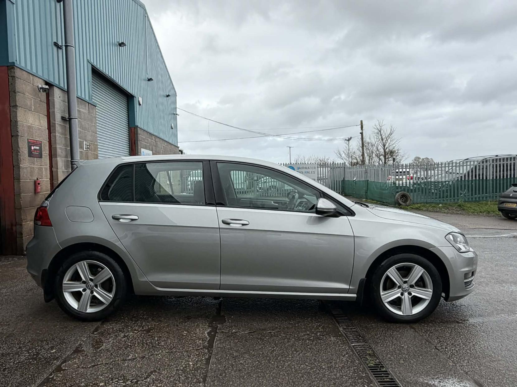 Volkswagen Golf 1.6 TDI BlueMotion Tech Match Hatchback 5dr Diesel Manual Euro 5 (s/s) (105 ps)