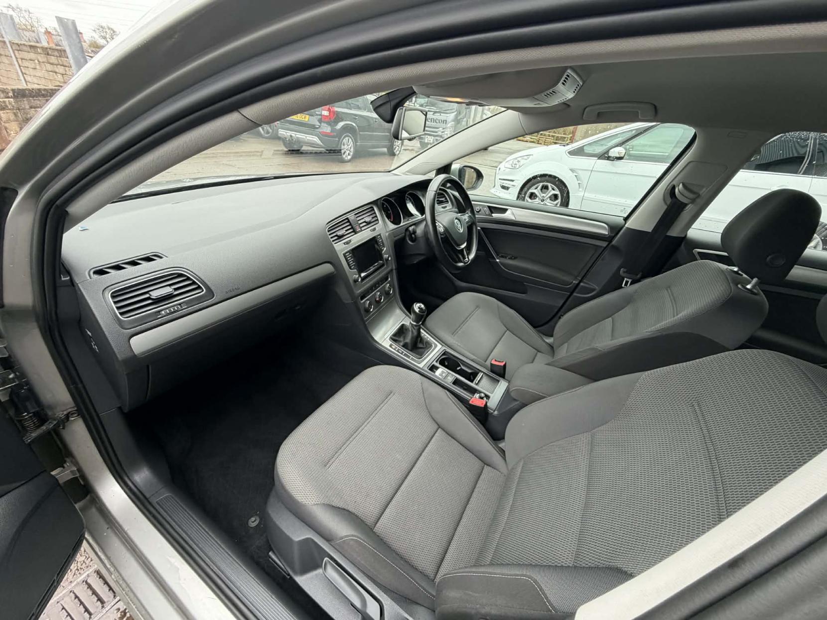 Volkswagen Golf 1.6 TDI BlueMotion Tech Match Hatchback 5dr Diesel Manual Euro 5 (s/s) (105 ps)