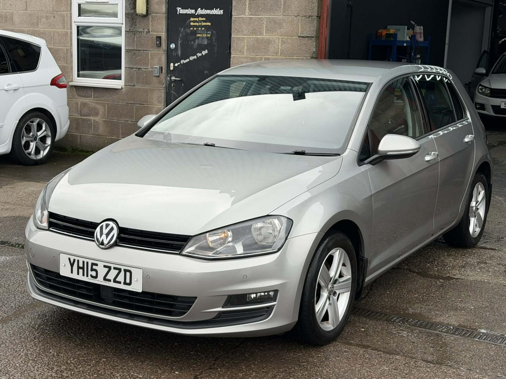 Volkswagen Golf 1.6 TDI BlueMotion Tech Match Hatchback 5dr Diesel Manual Euro 5 (s/s) (105 ps)